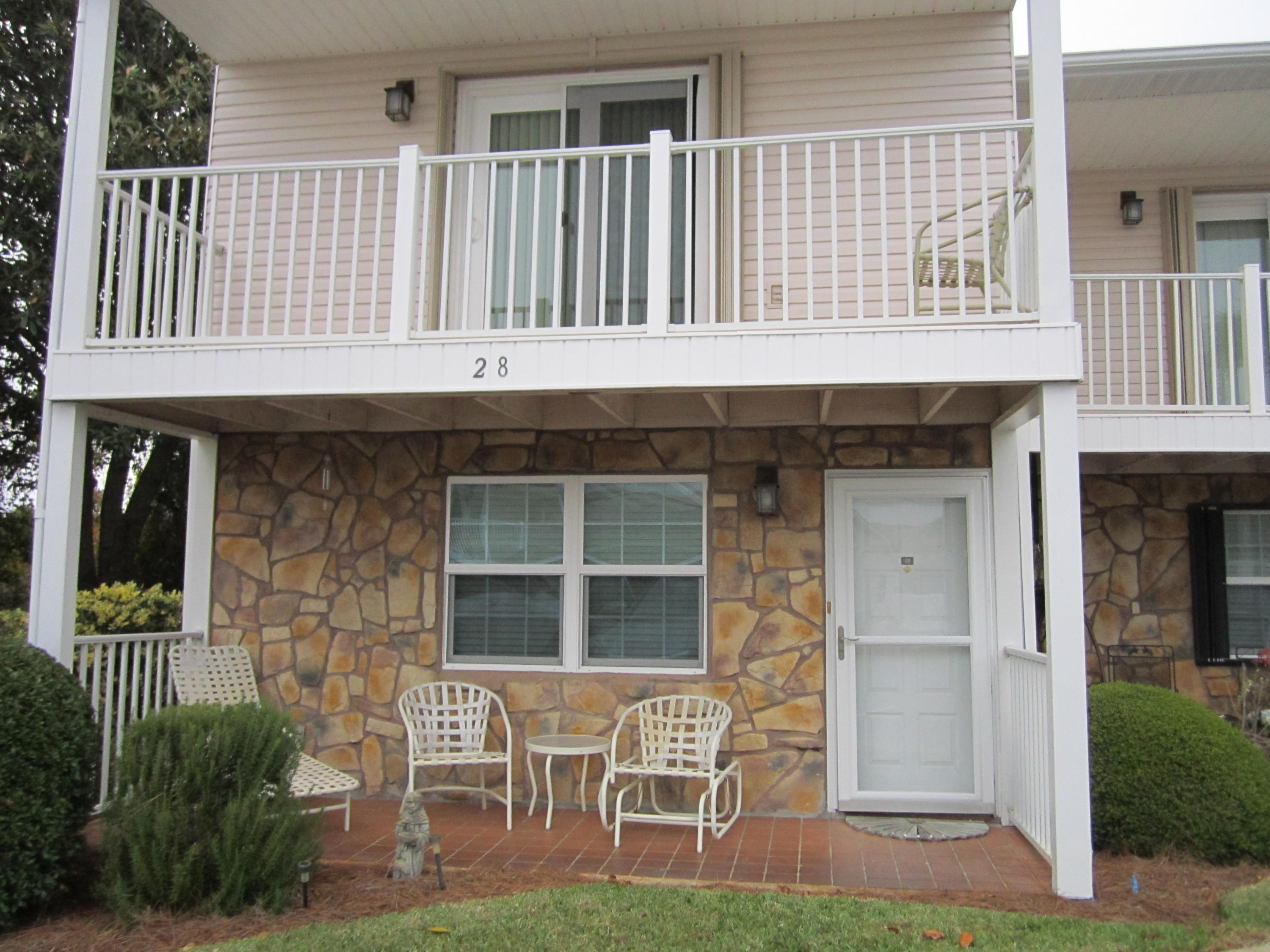 WOODLAND SHORES T/H PH 1 - Residential