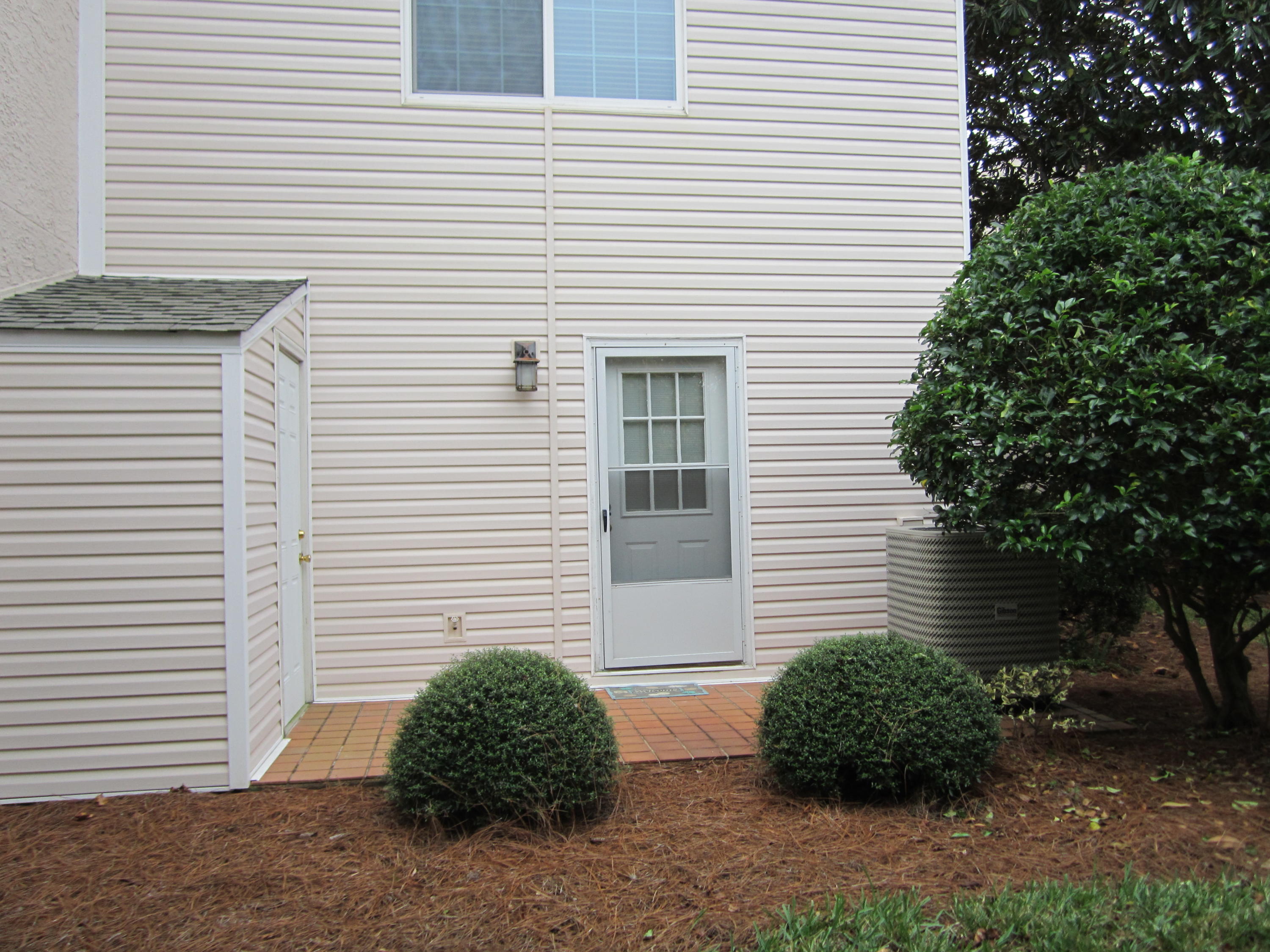 WOODLAND SHORES T/H PH 1 - Residential