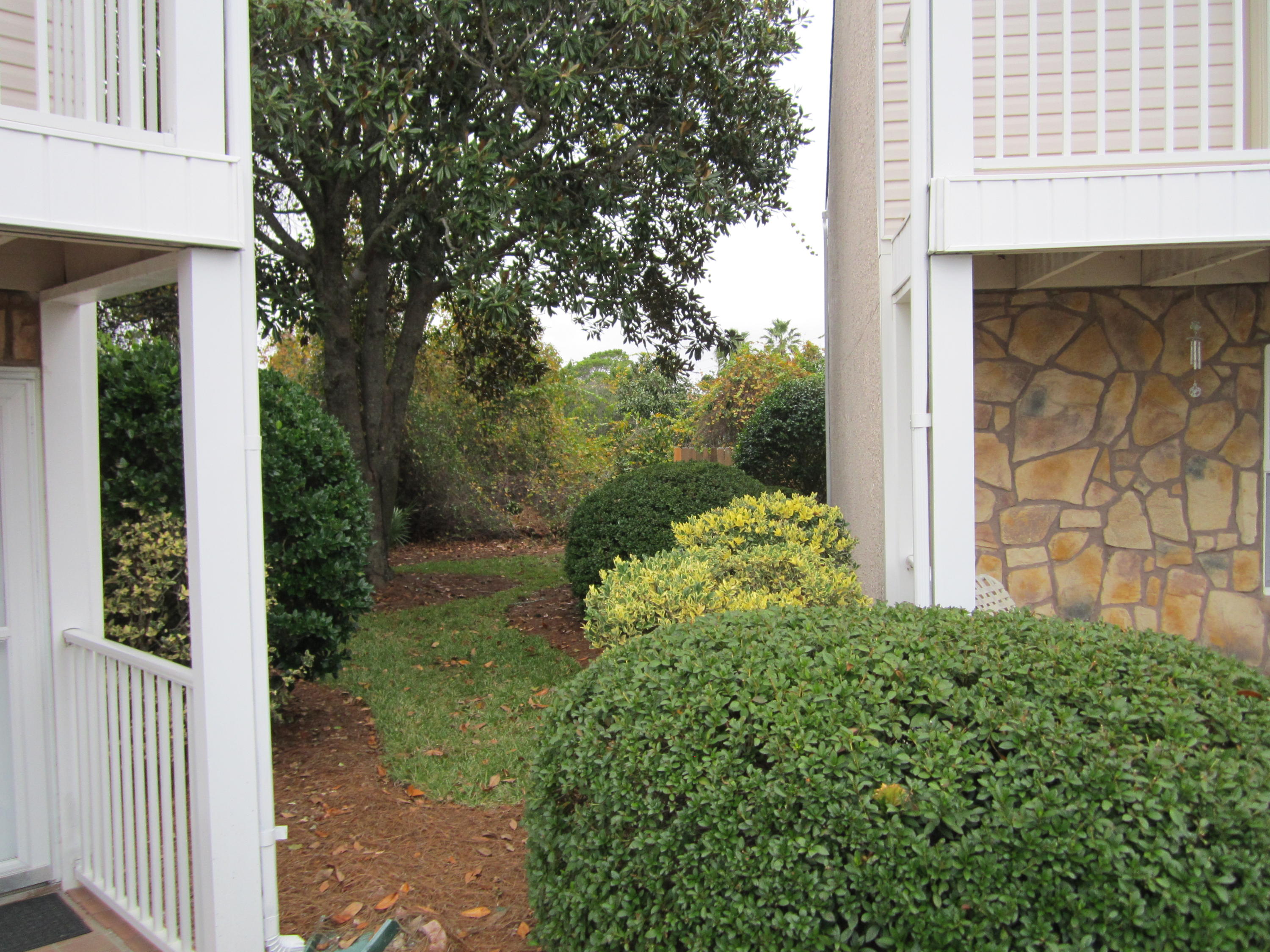 WOODLAND SHORES T/H PH 1 - Residential