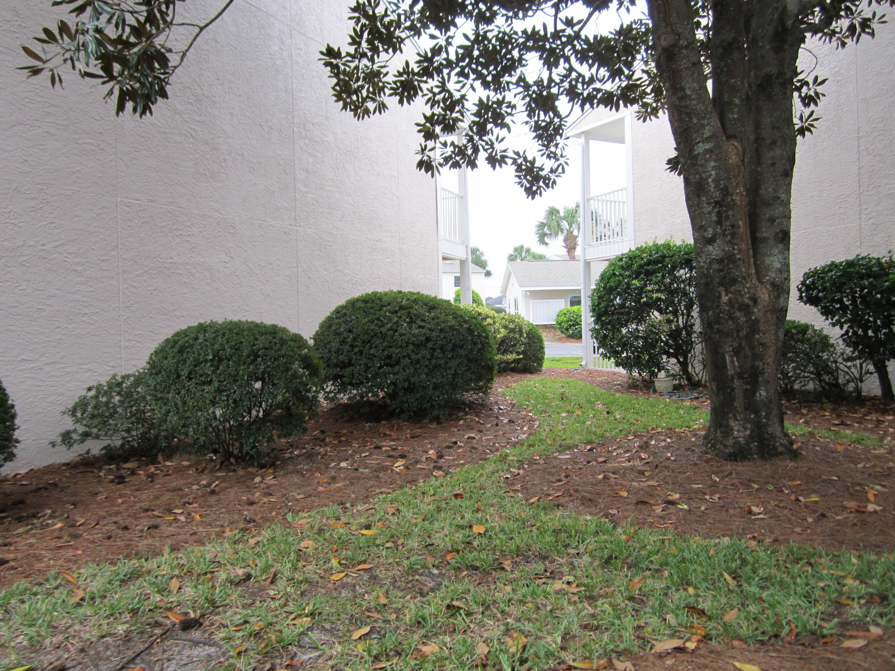 WOODLAND SHORES T/H PH 1 - Residential