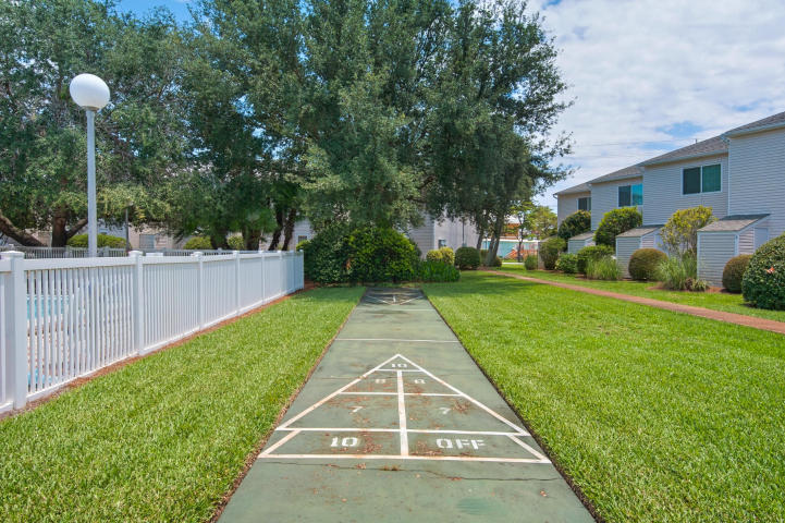 WOODLAND SHORES T/H PH 1 - Residential