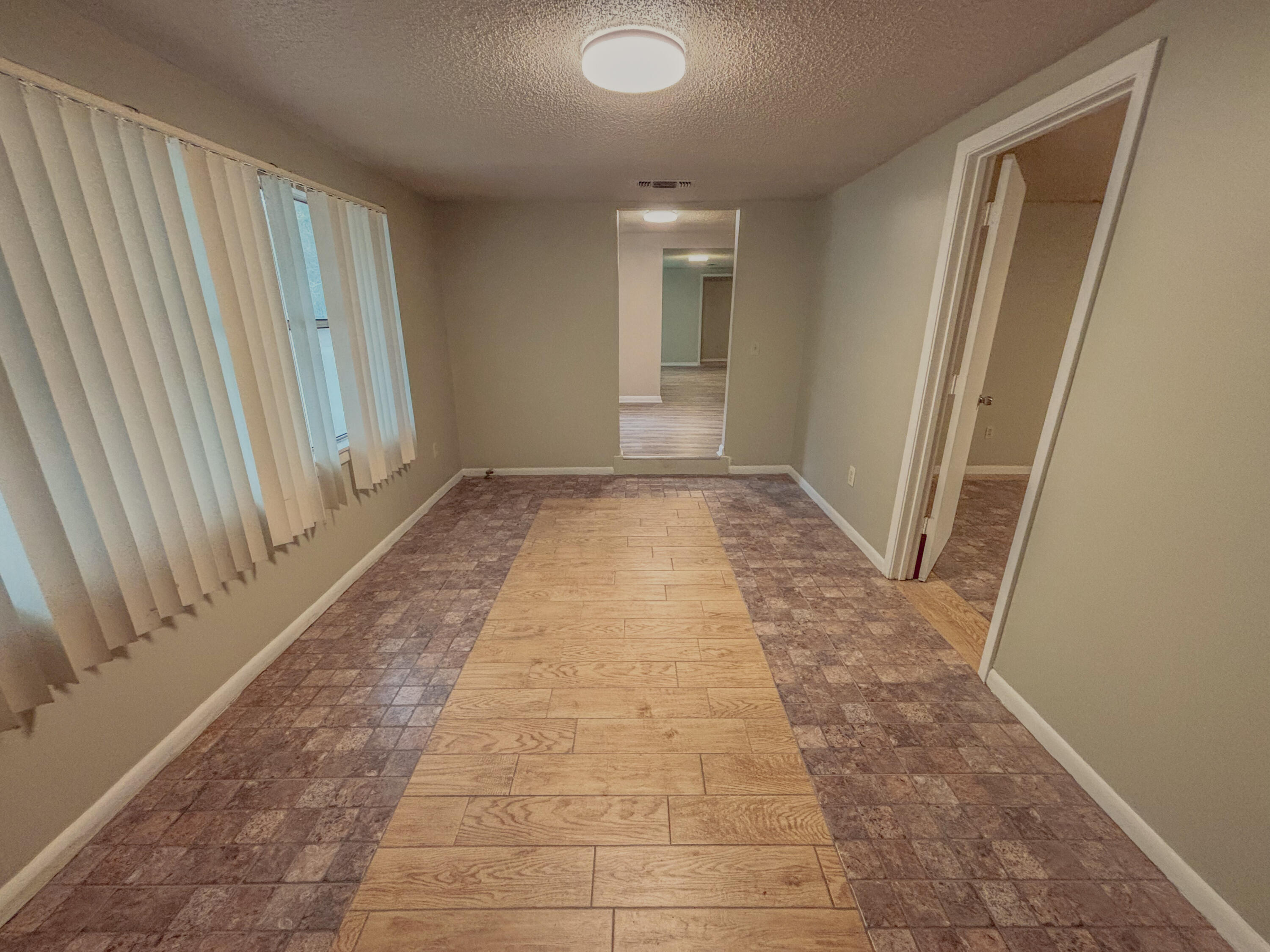 TOWN OF DEFUNIAK SPRINGS - Residential