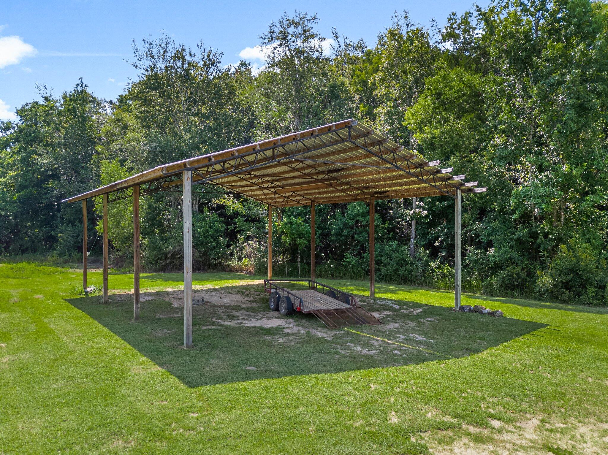 NO RECORDED SUBDIVISION - Residential