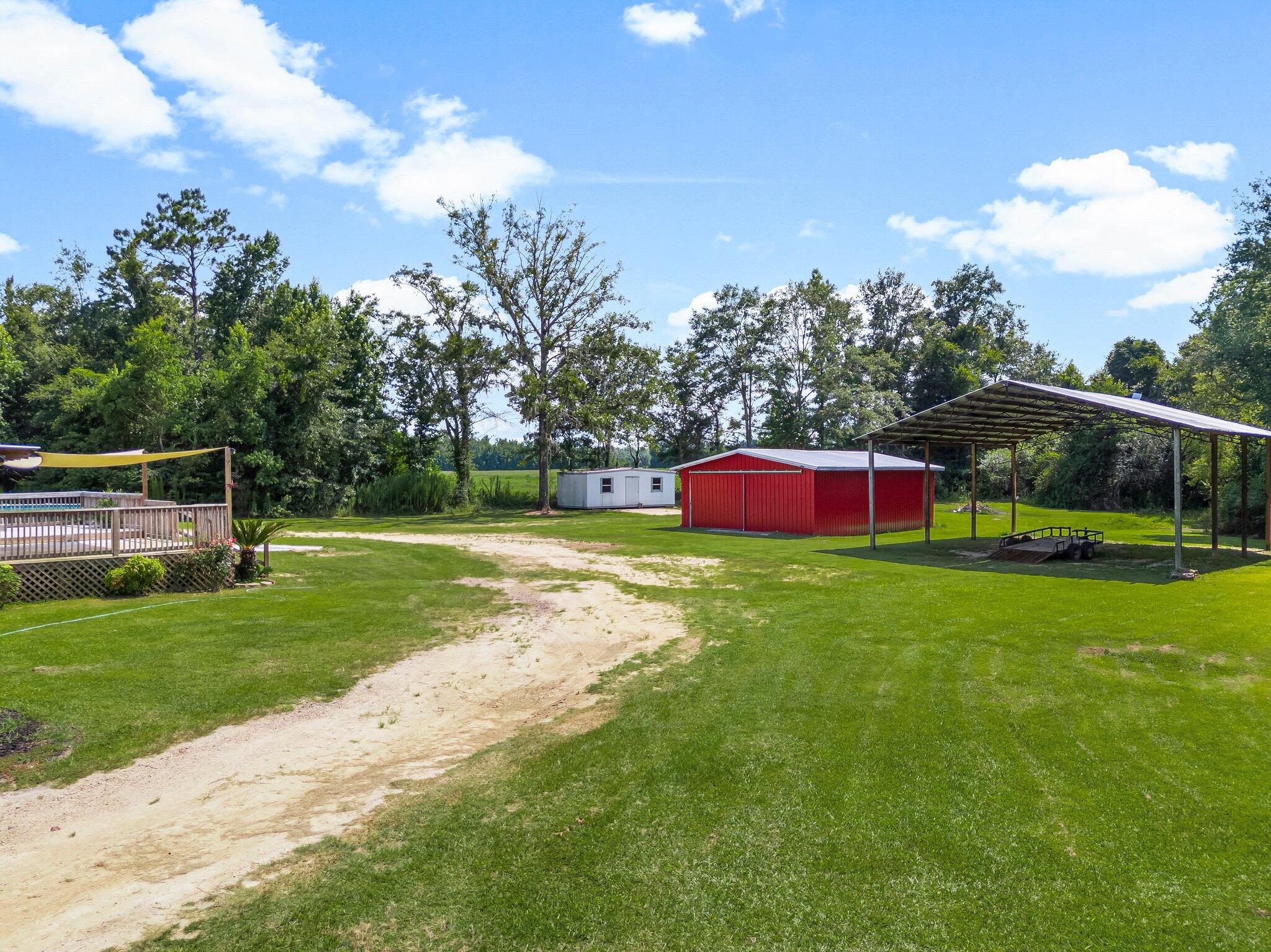 NO RECORDED SUBDIVISION - Residential
