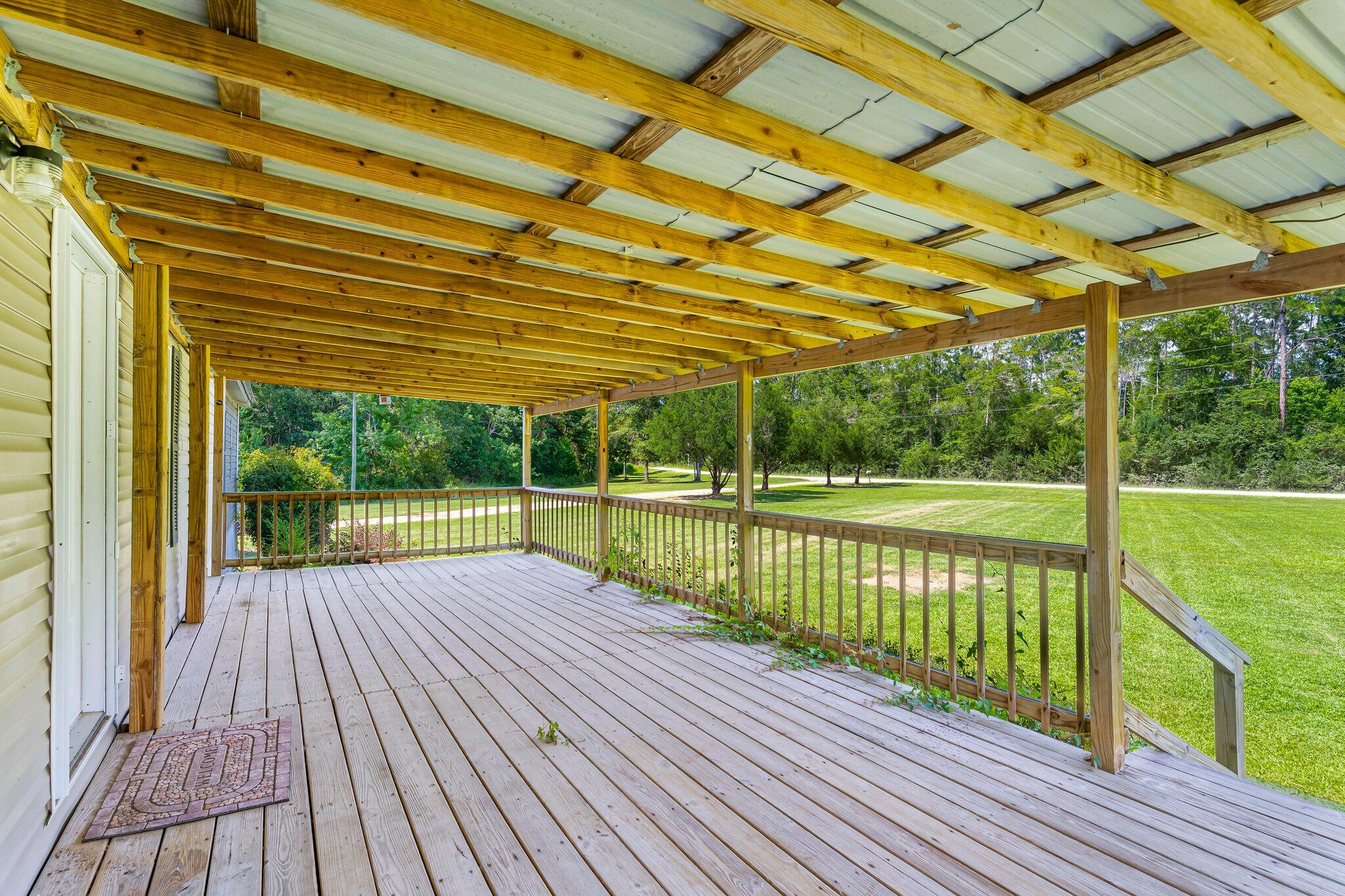 NO RECORDED SUBDIVISION - Residential