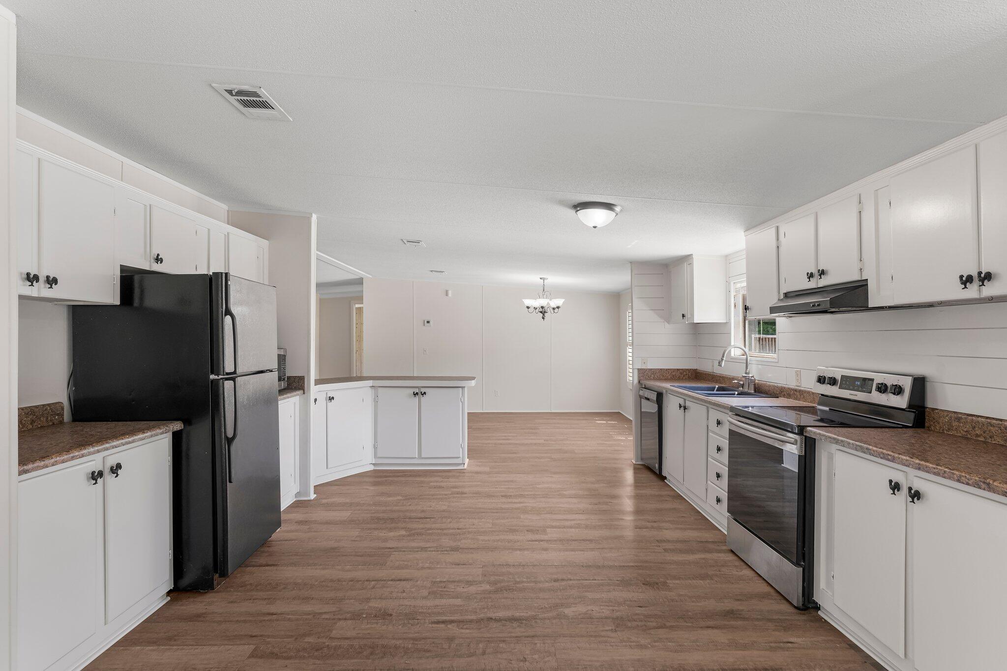 NO RECORDED SUBDIVISION - Residential