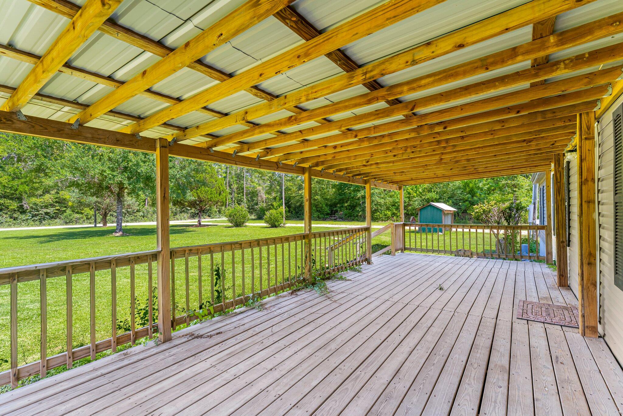 NO RECORDED SUBDIVISION - Residential