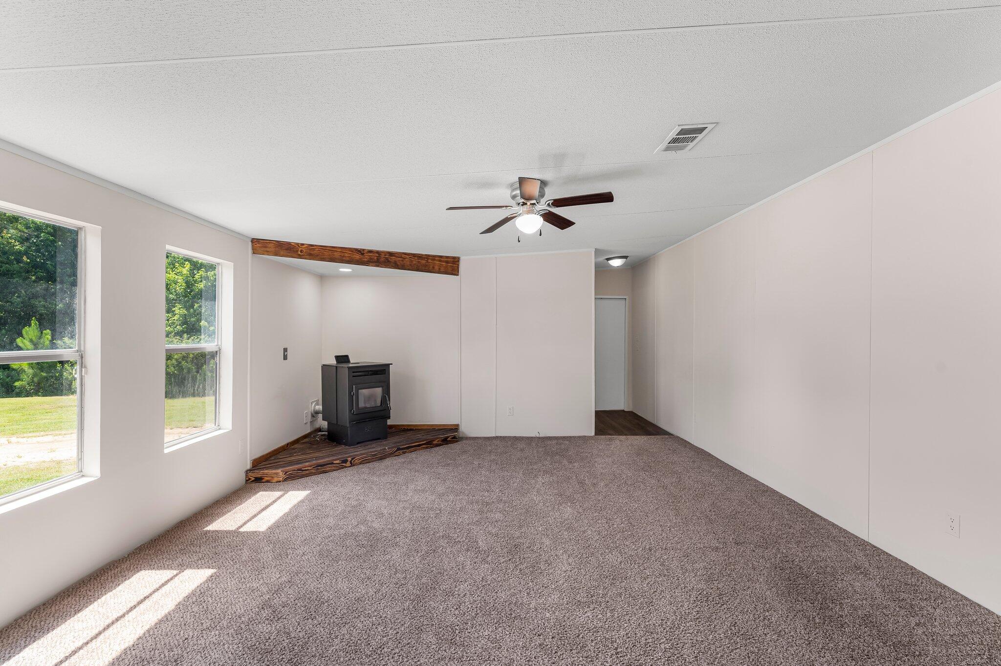 NO RECORDED SUBDIVISION - Residential