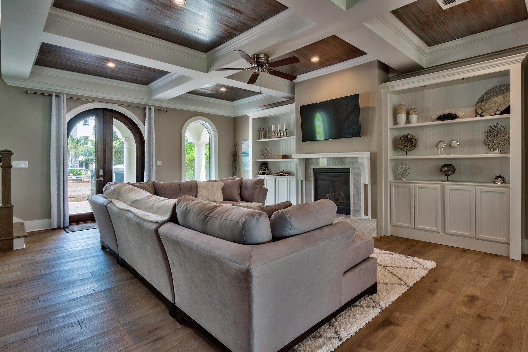 PALMEIRA VILLAS AT SEAGROVE BEACH - Residential