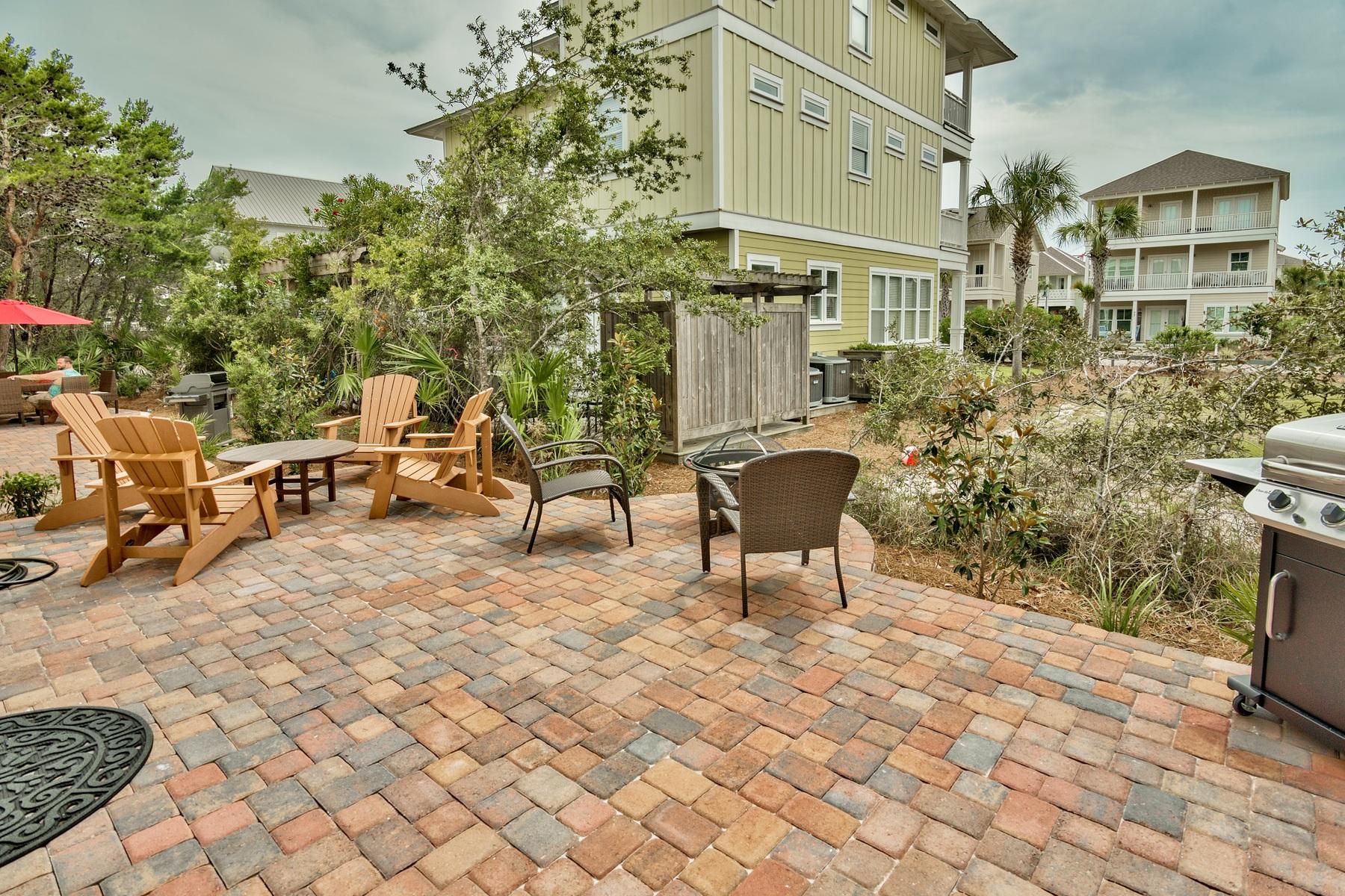 PALMEIRA VILLAS AT SEAGROVE BEACH - Residential