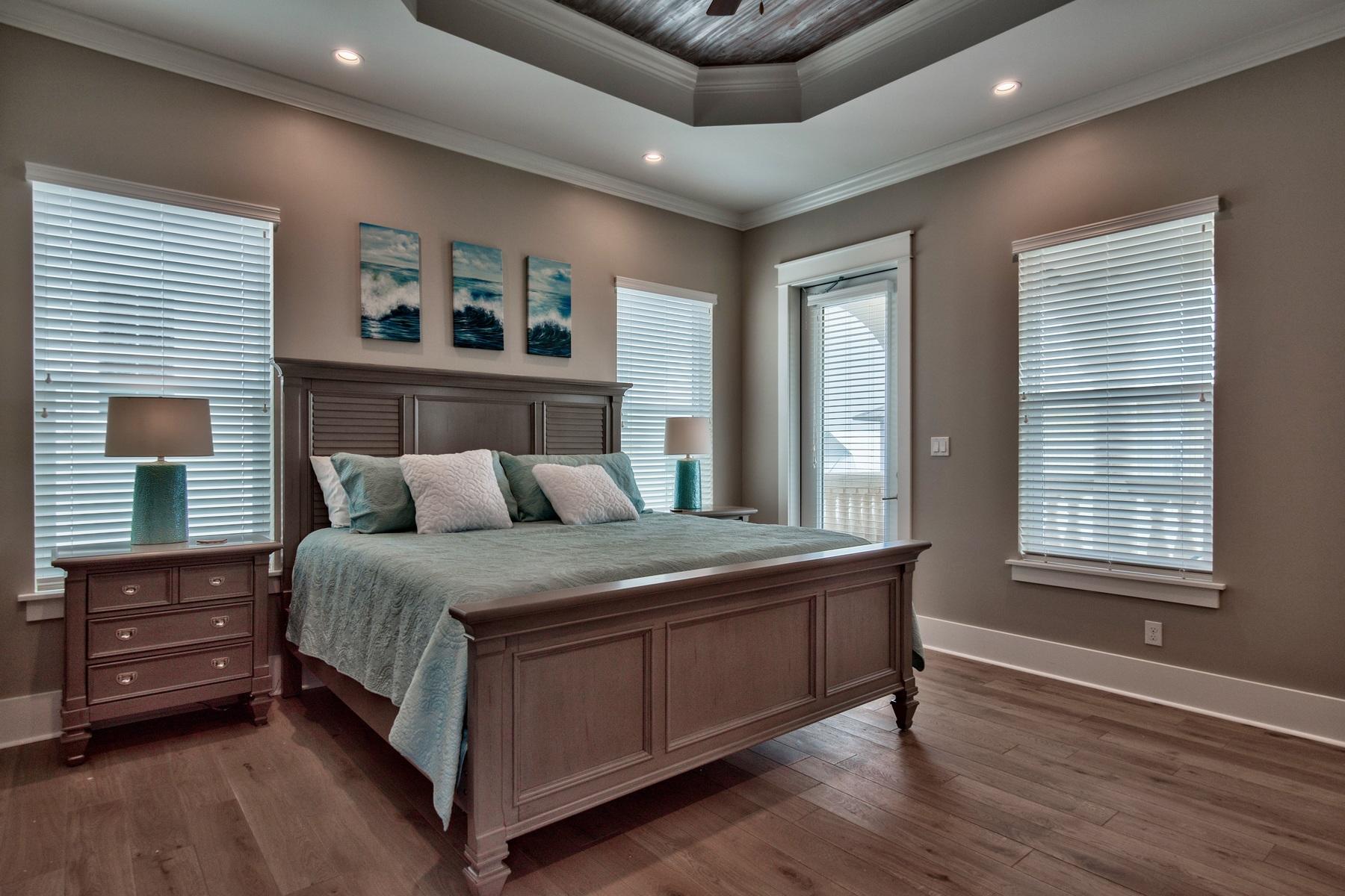 PALMEIRA VILLAS AT SEAGROVE BEACH - Residential