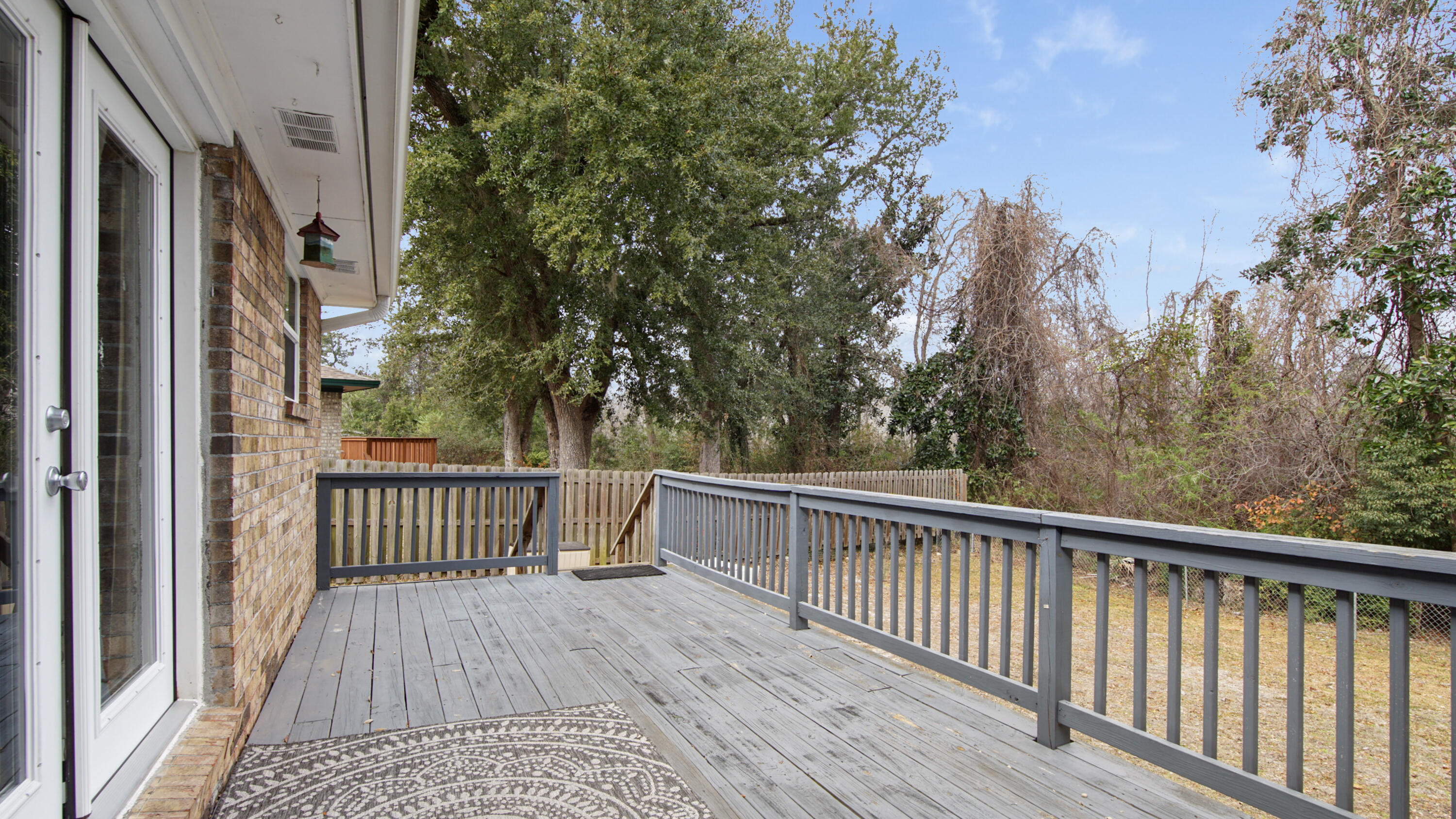 IMPERIAL OAKS - Residential