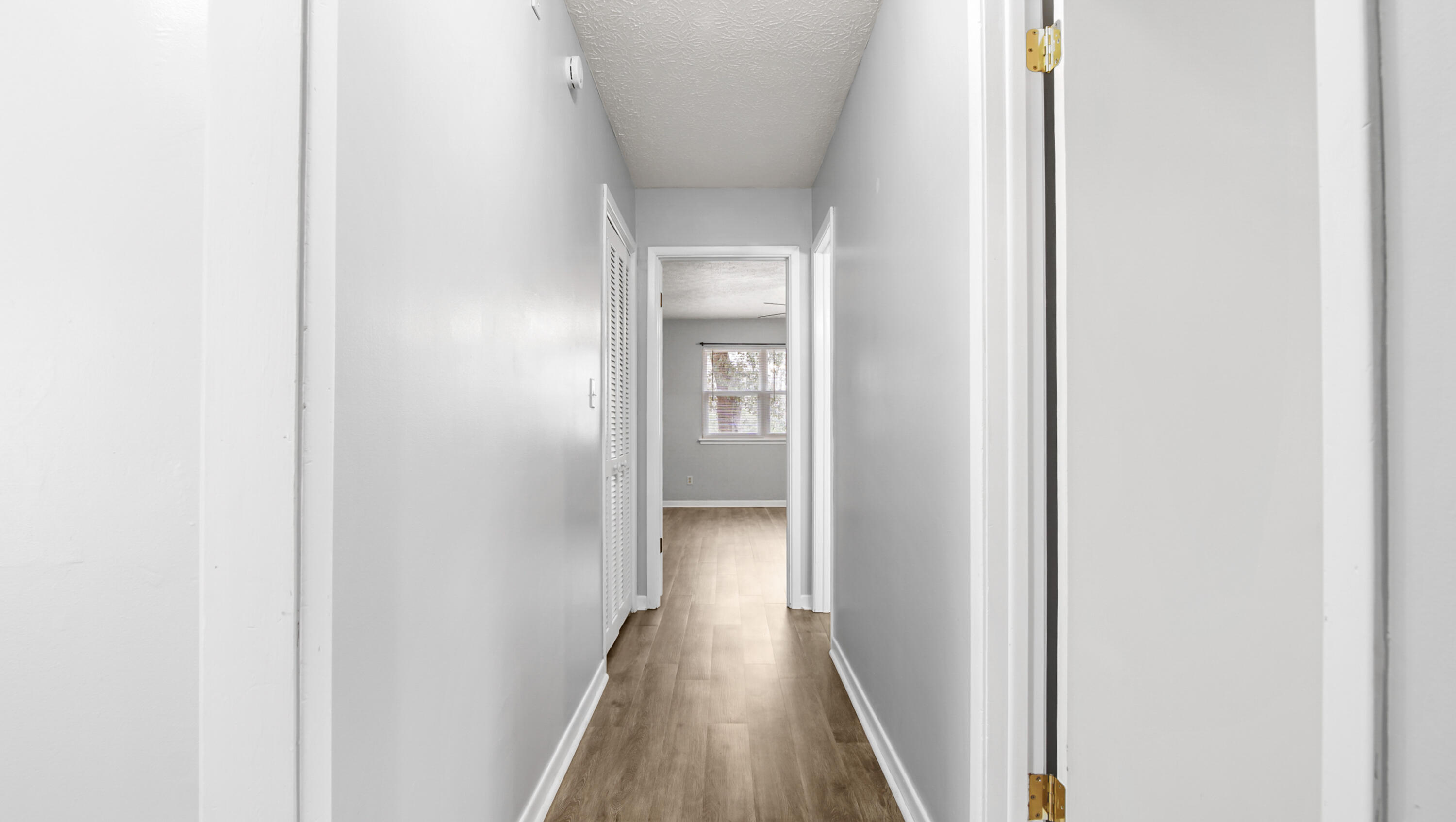 IMPERIAL OAKS - Residential