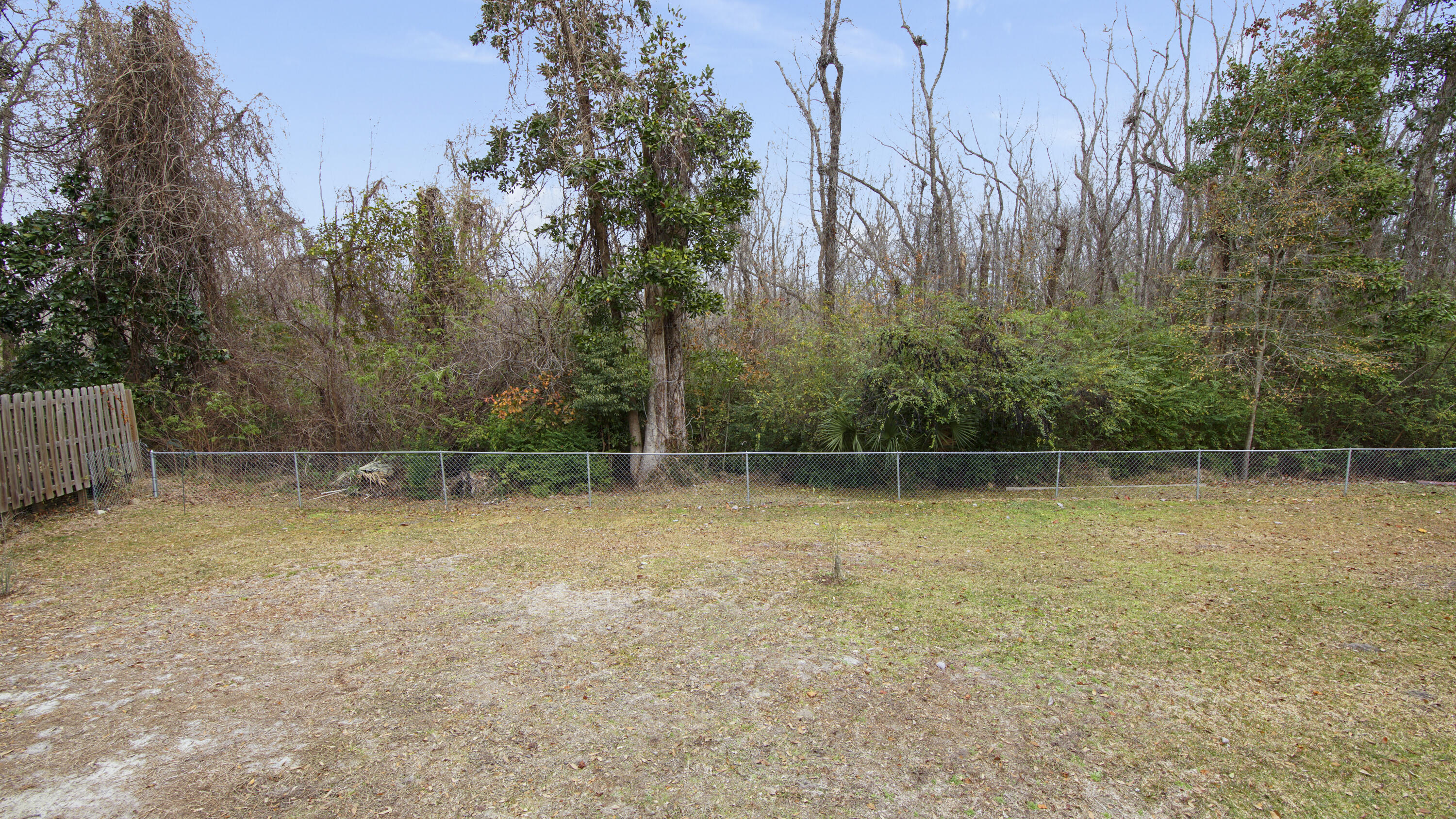 IMPERIAL OAKS - Residential