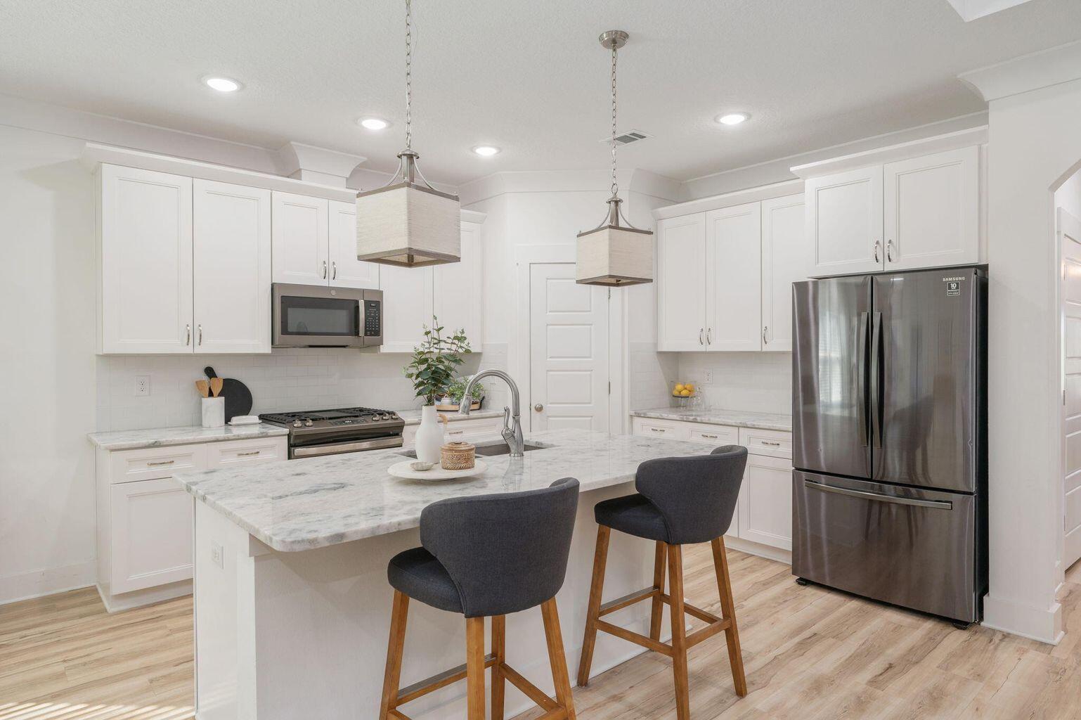 FOX VALLEY PH 3-A - Residential Lease