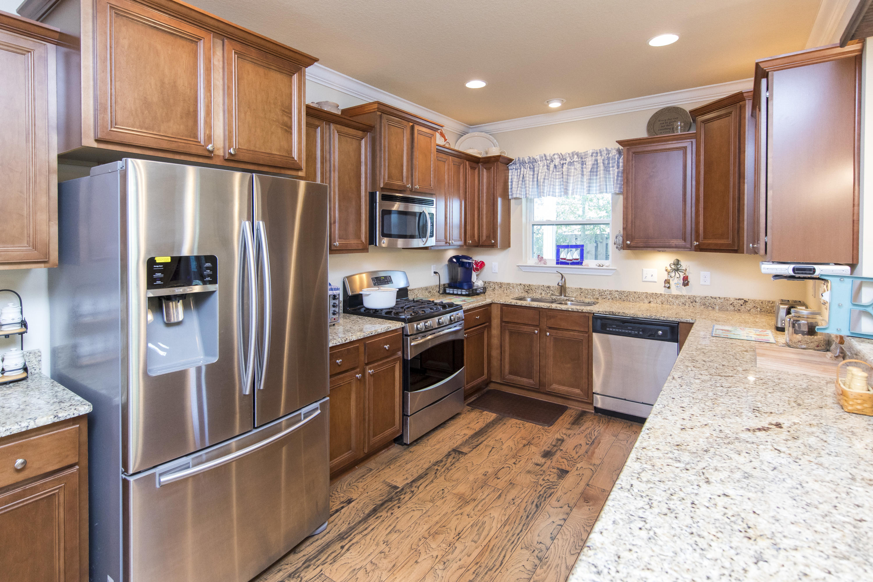 WEST SHORE PLACE - Residential