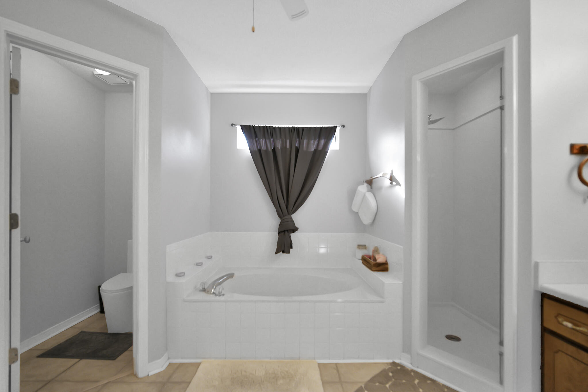 FOXWOOD ESTATES 1 - Residential