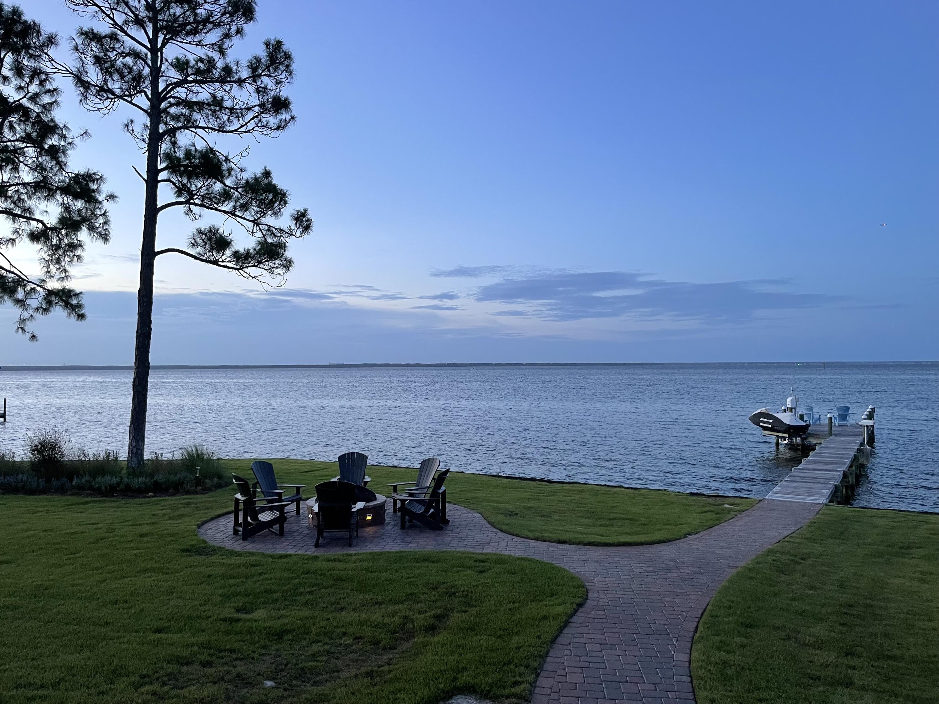 PEACOCKS POINT REPLAT - Residential