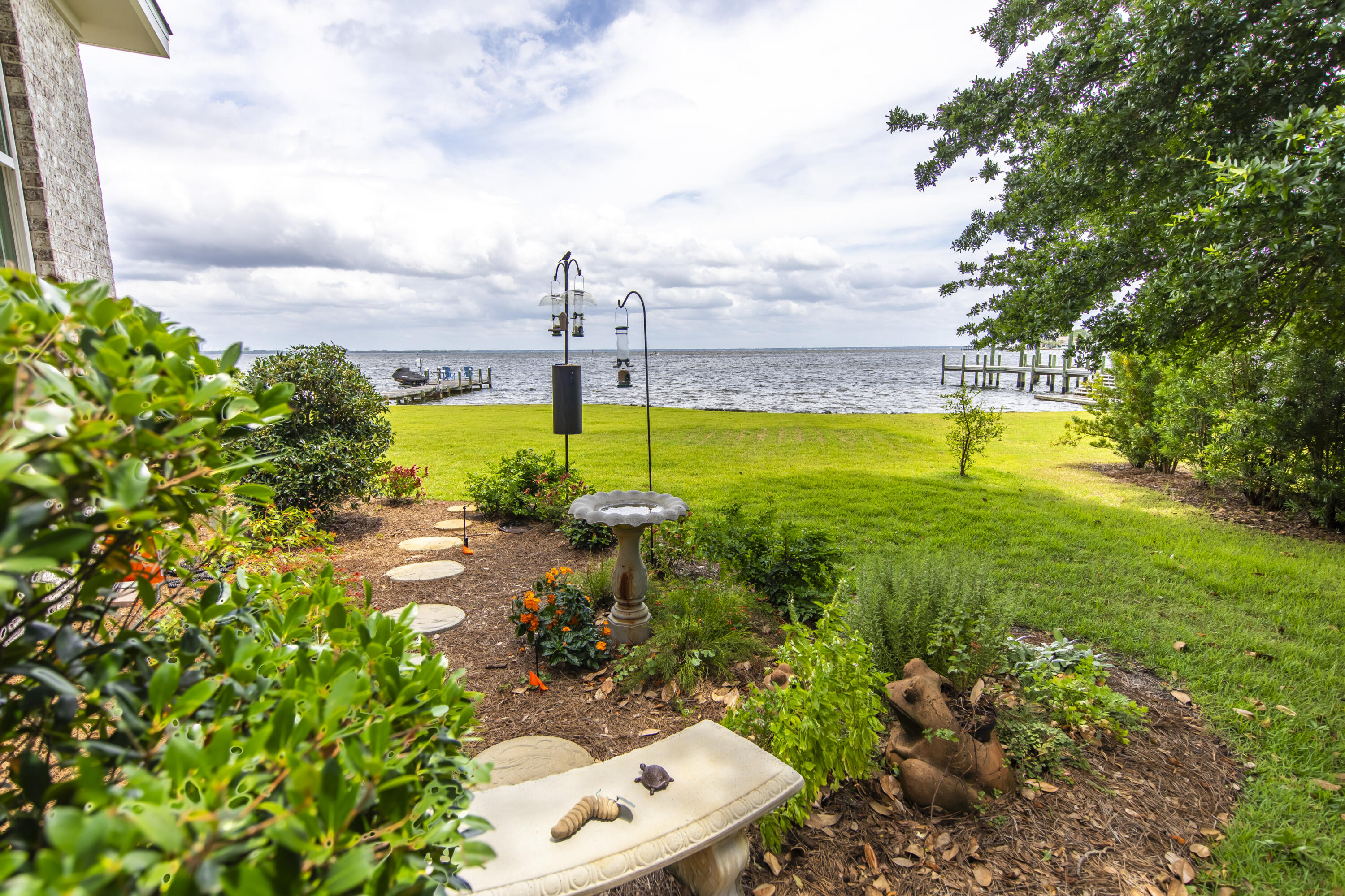 PEACOCKS POINT REPLAT - Residential