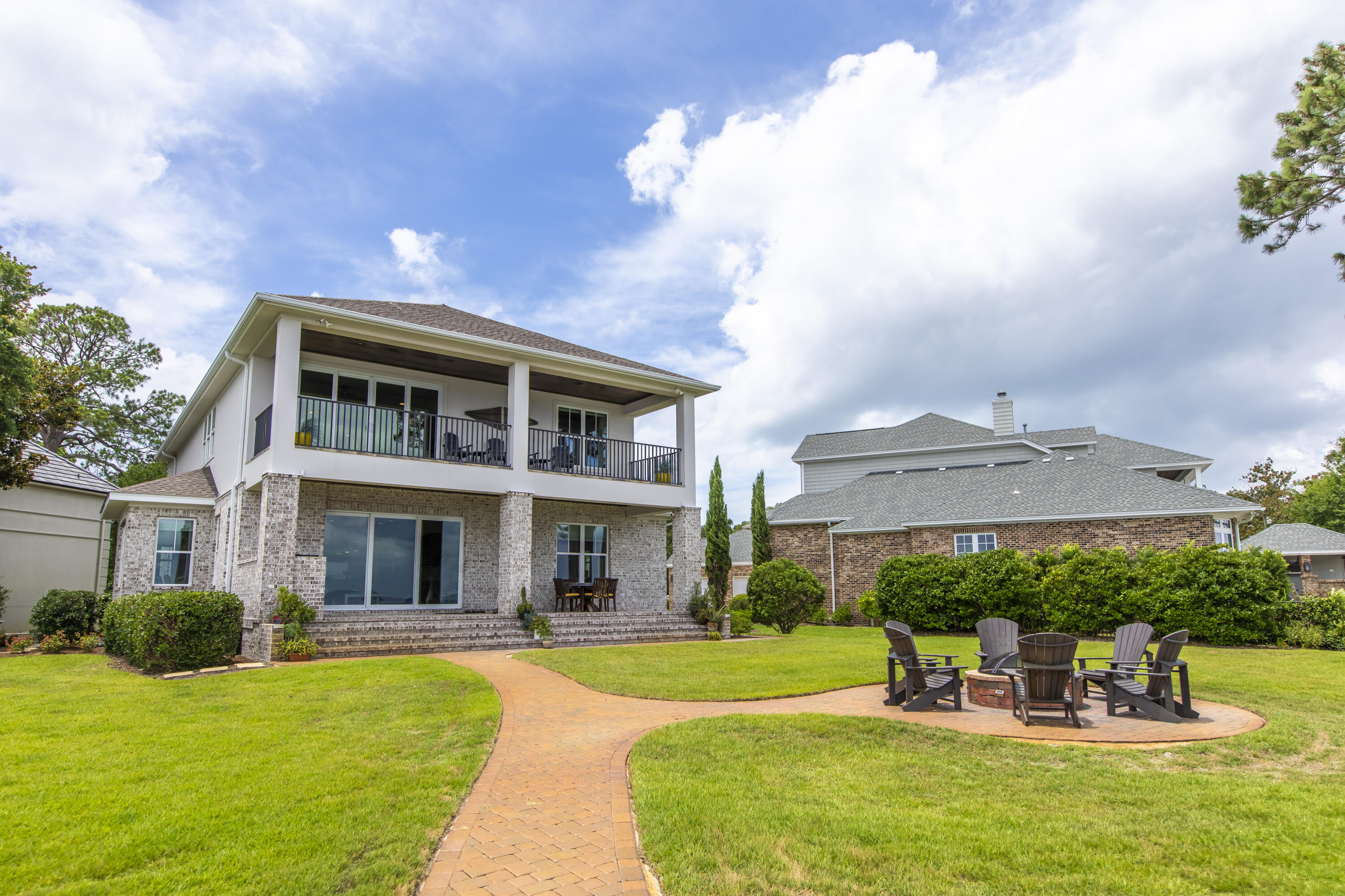 PEACOCKS POINT REPLAT - Residential