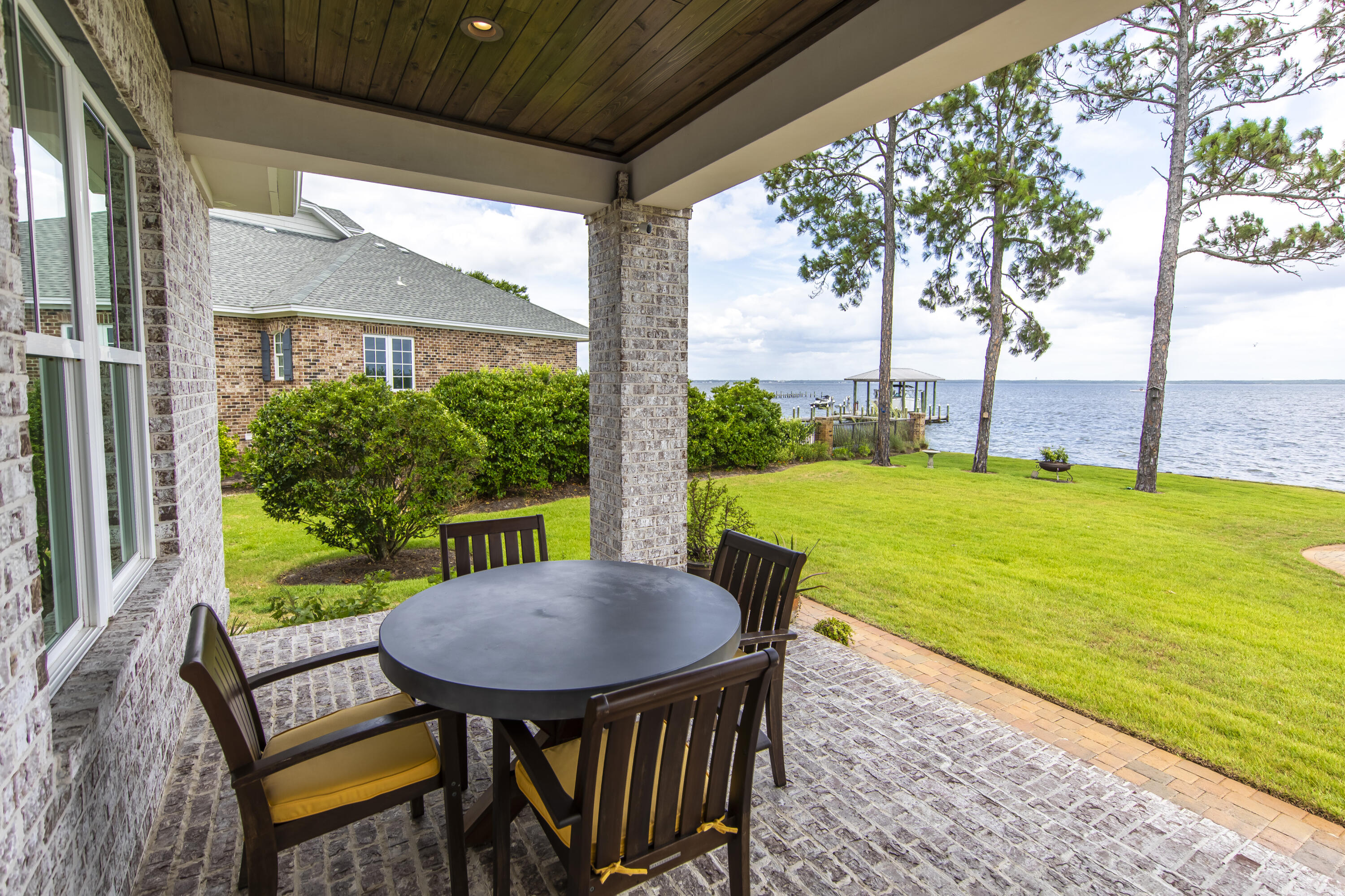 PEACOCKS POINT REPLAT - Residential