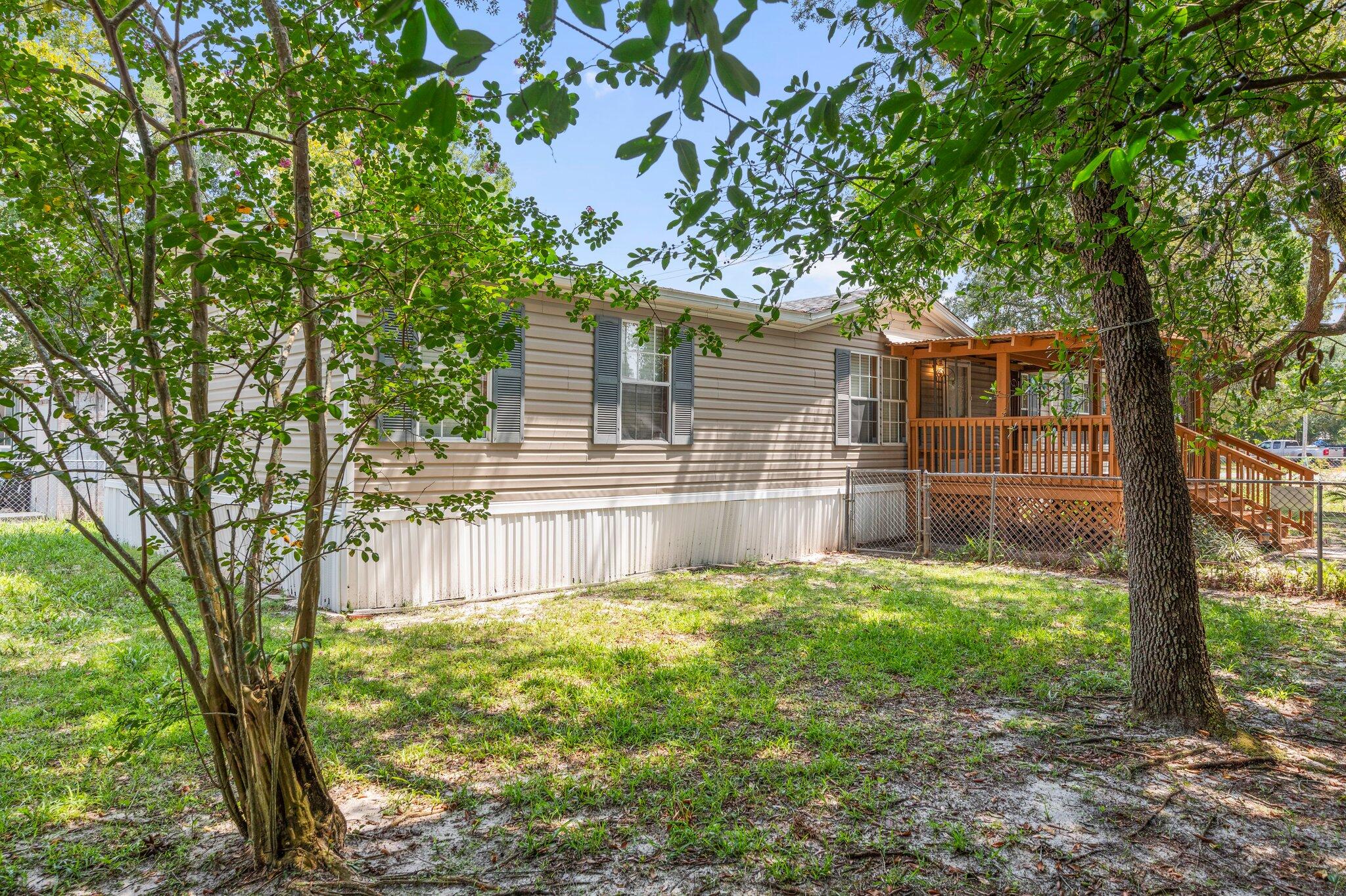 ANDERSON-BROOKS S/D ADD LOT 8 BLK F - Residential