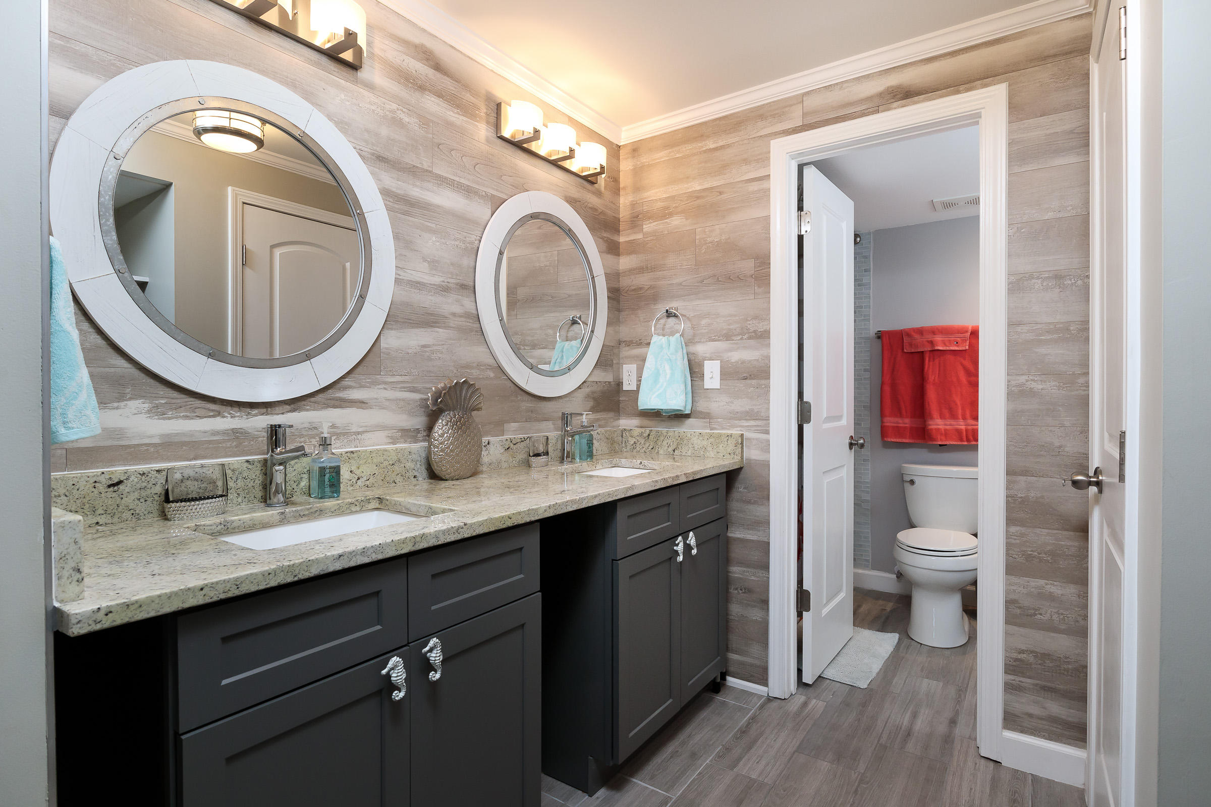 EMERALD ISLE - Residential