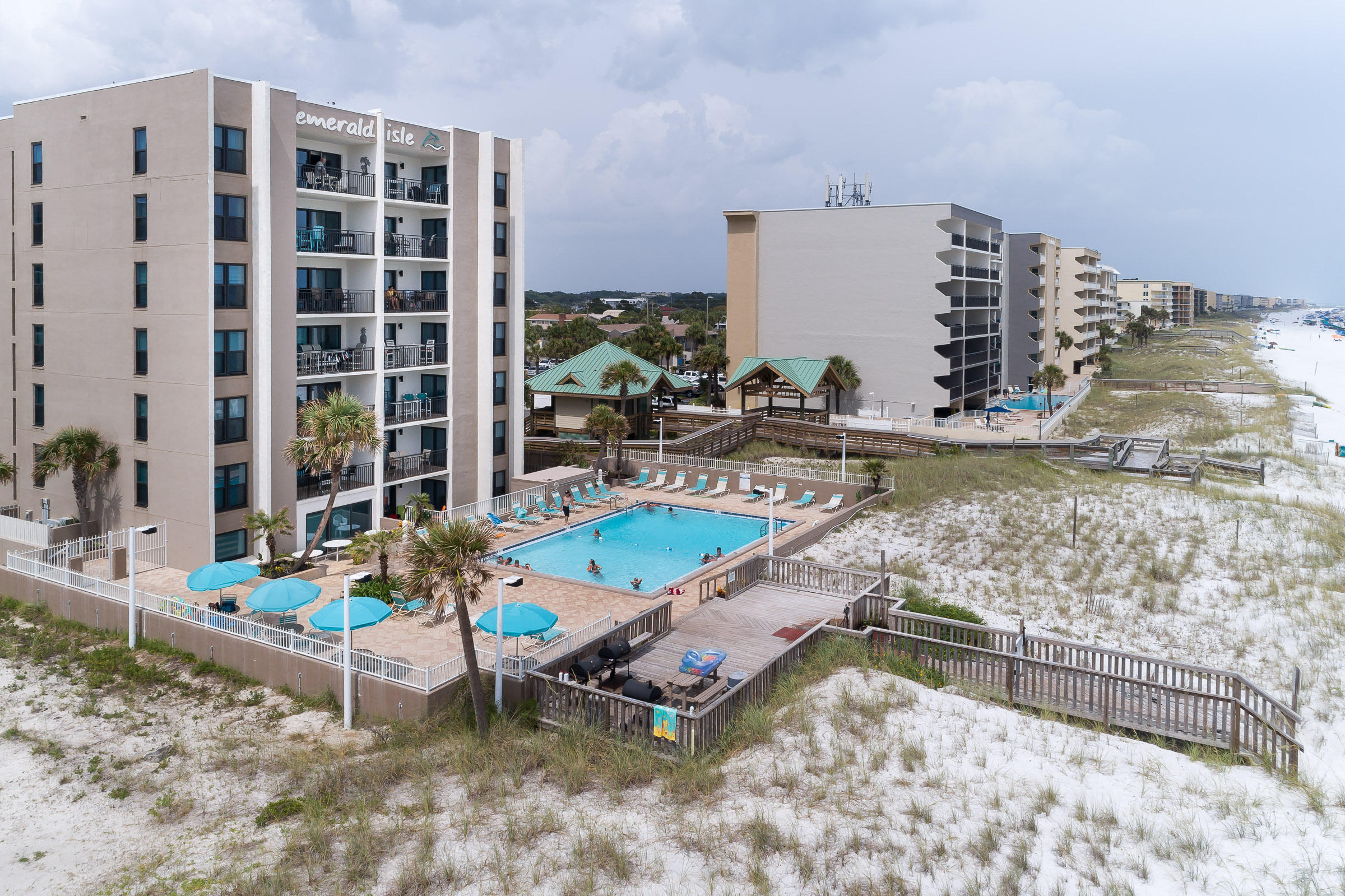 EMERALD ISLE - Residential