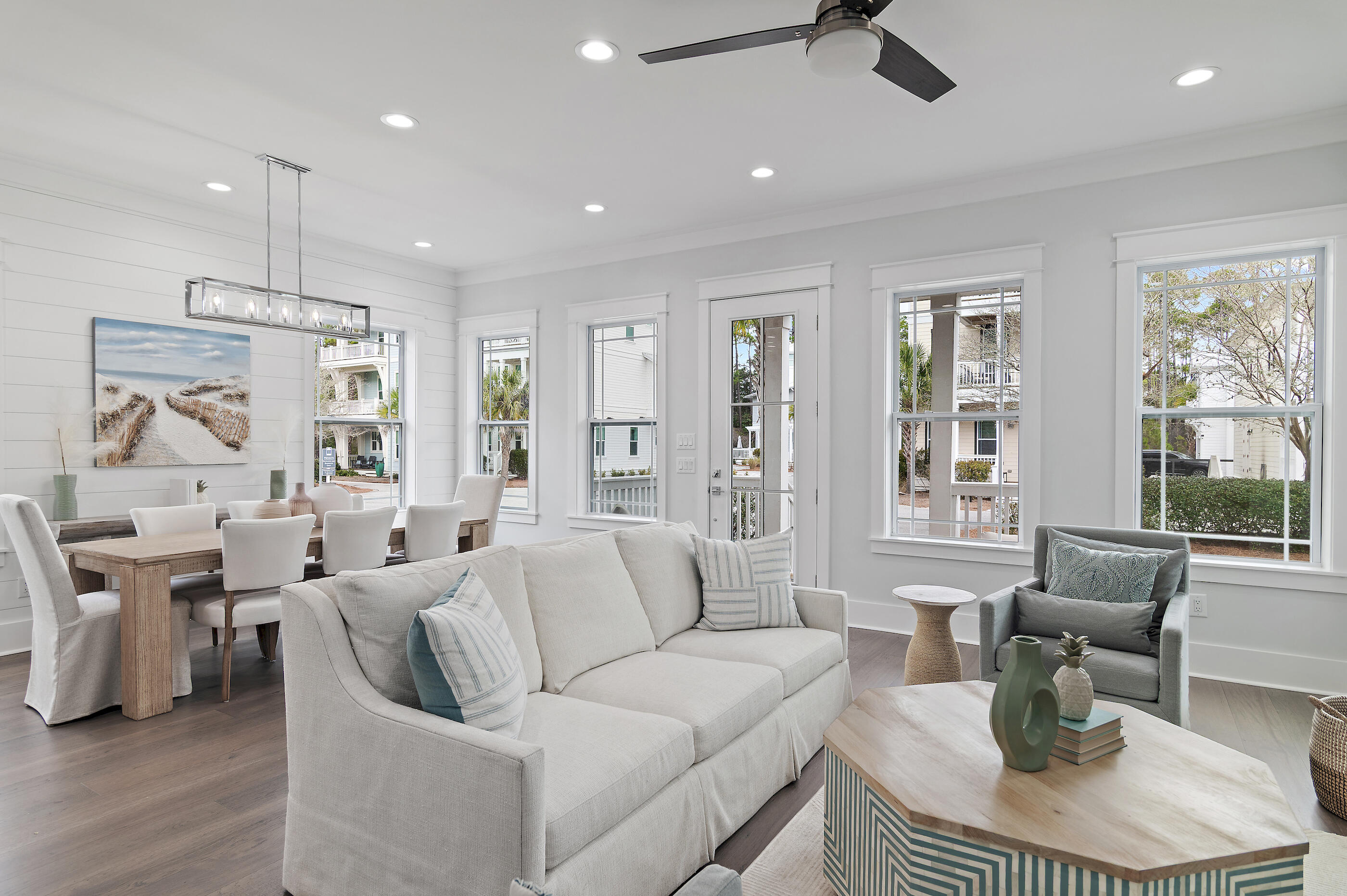 TREETOP VILLAGE - Residential