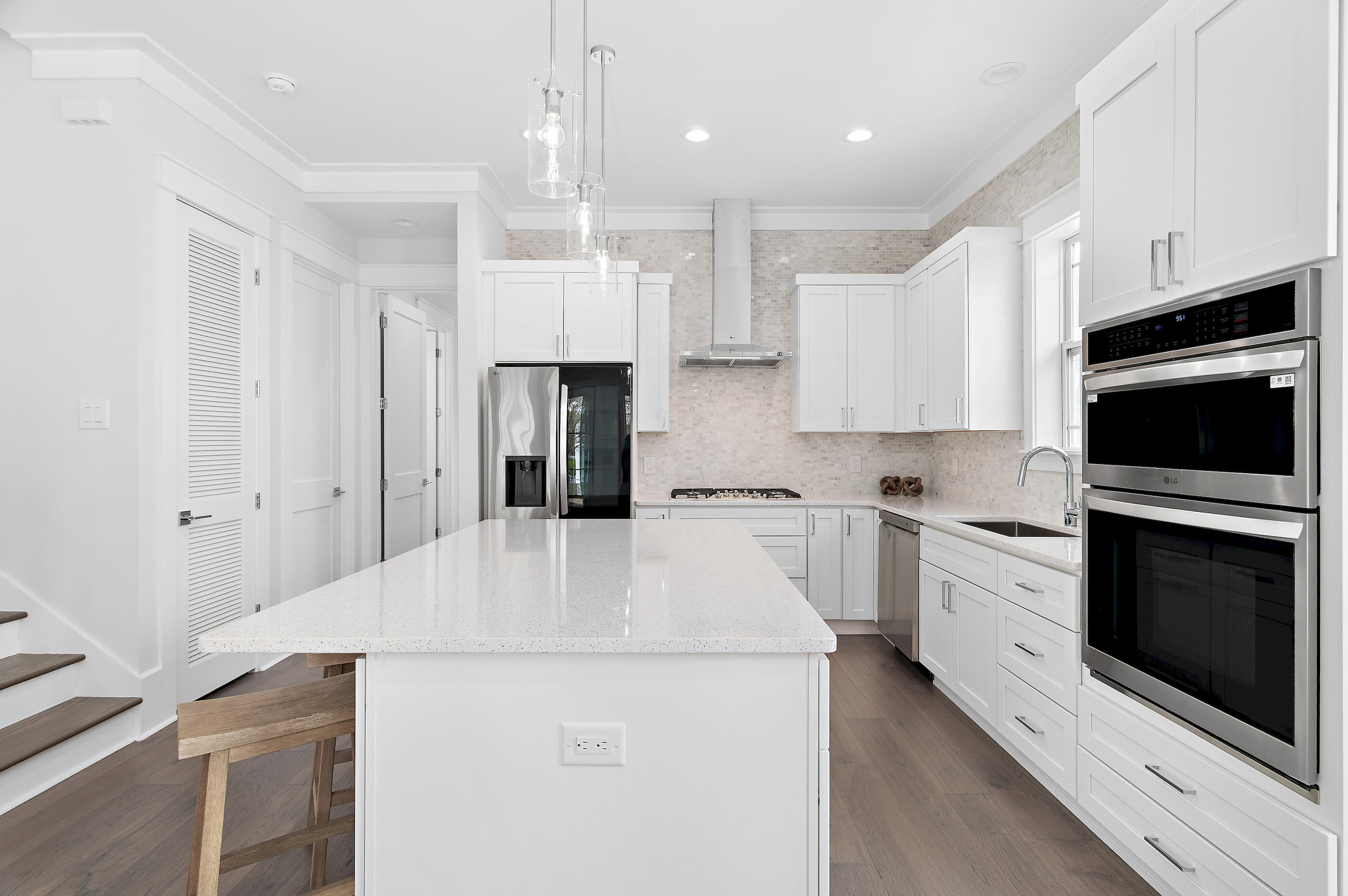 TREETOP S/D - Residential