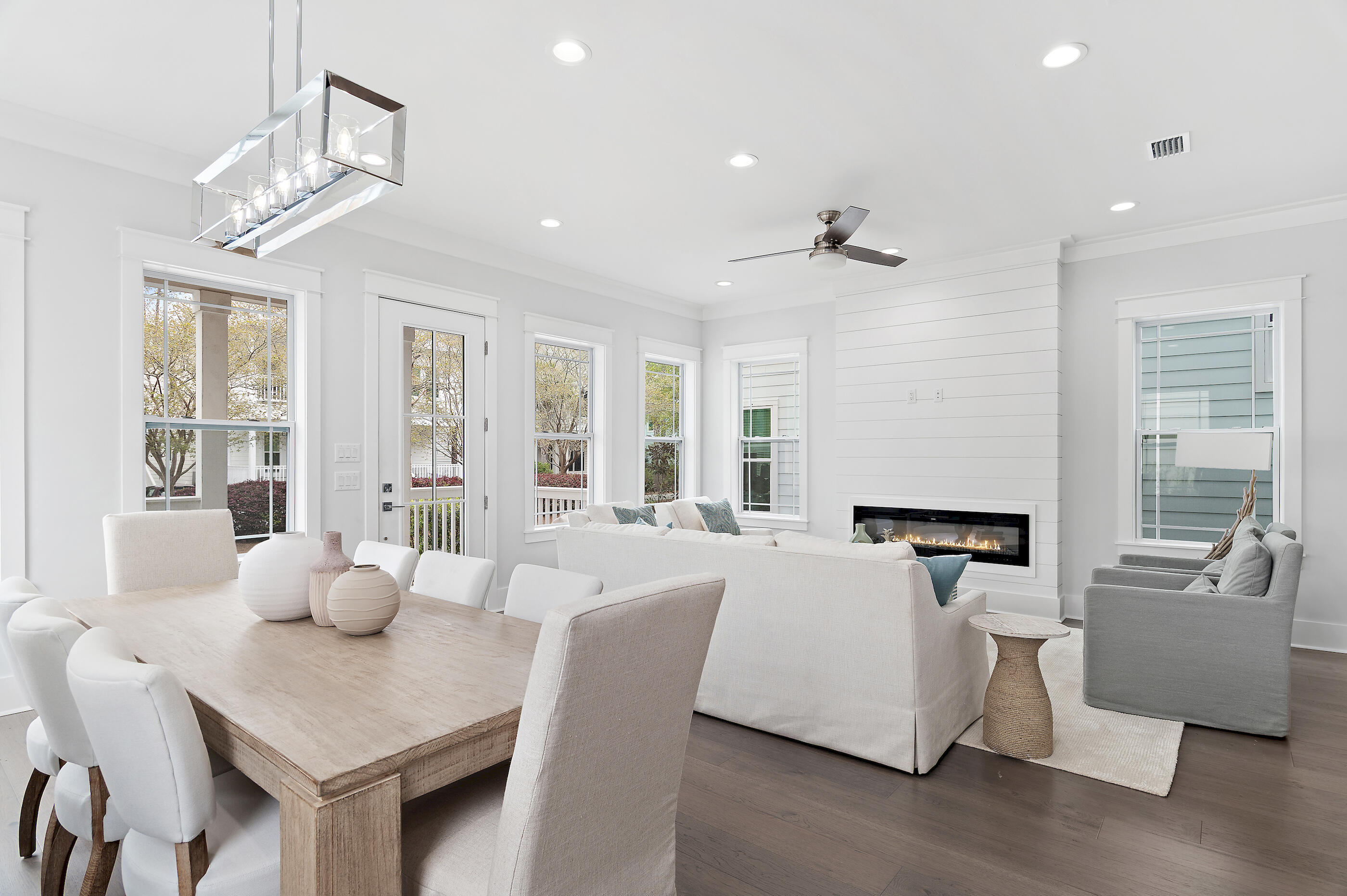 TREETOP S/D - Residential