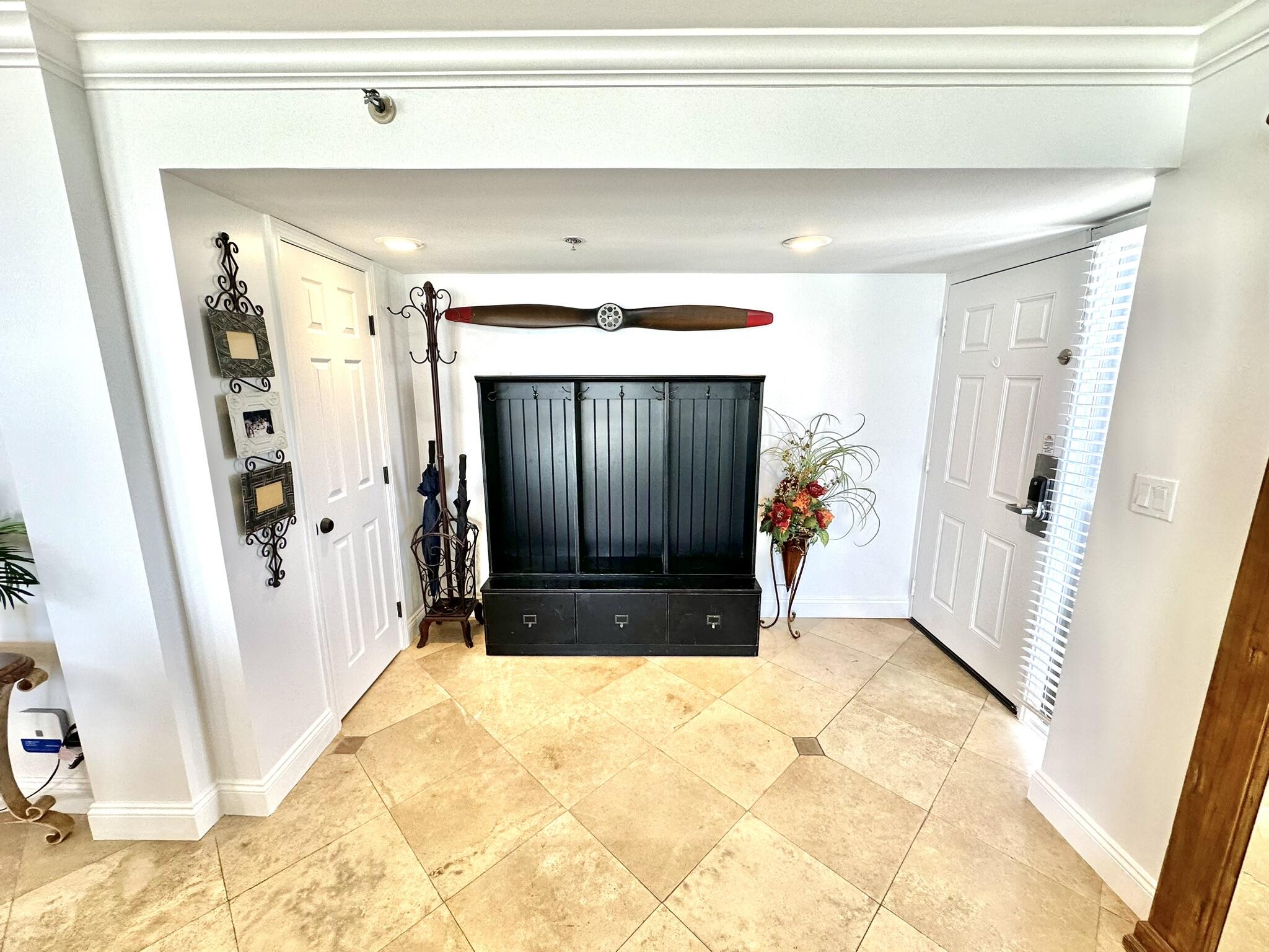 BEACHSIDE 1 CONDO - Residential