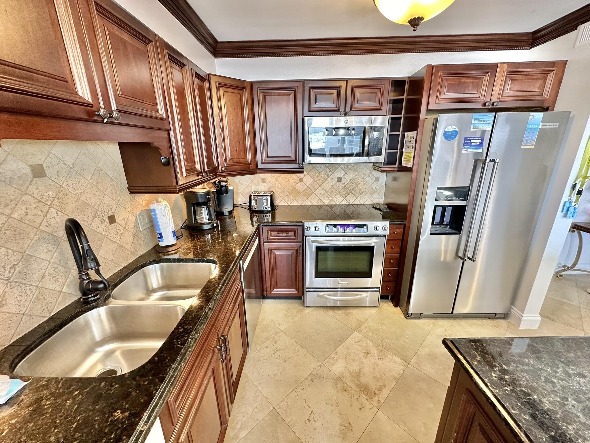 BEACHSIDE 1 CONDO - Residential