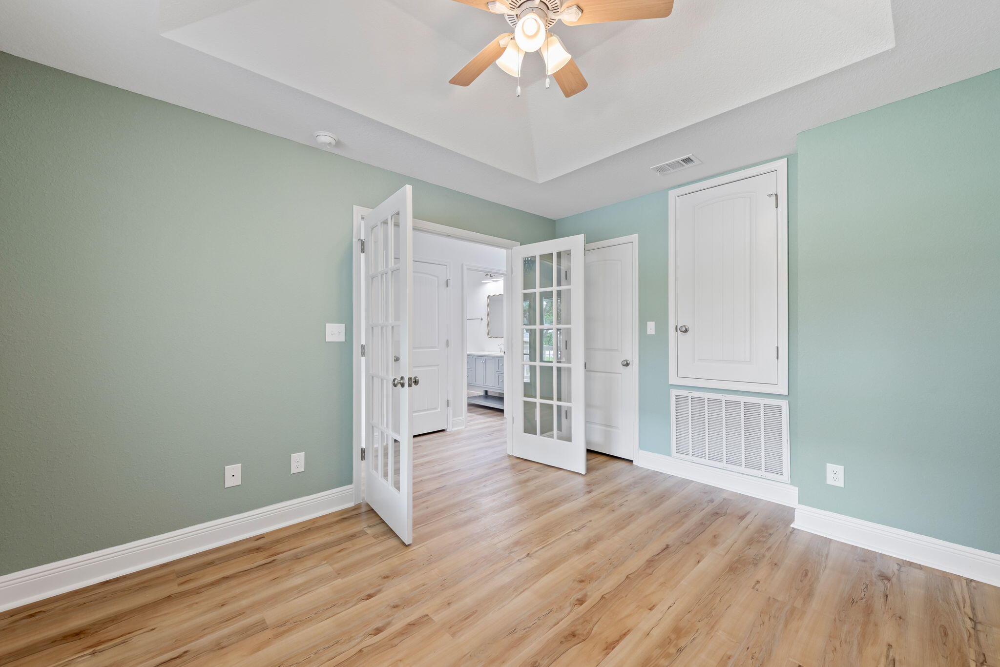 WATERWAYS AT TIGER POINT EAST - Residential