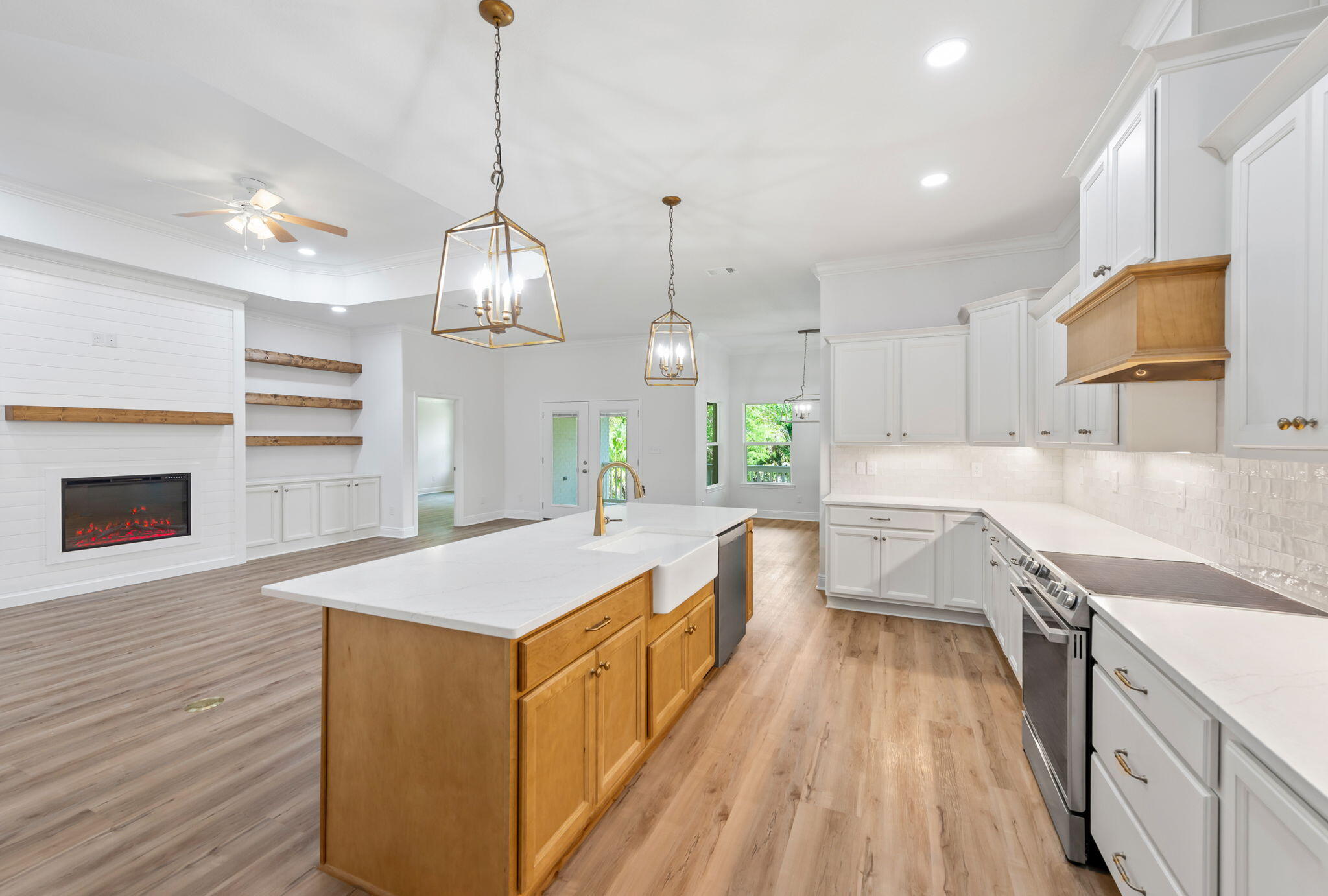 WATERWAYS AT TIGER POINT EAST - Residential