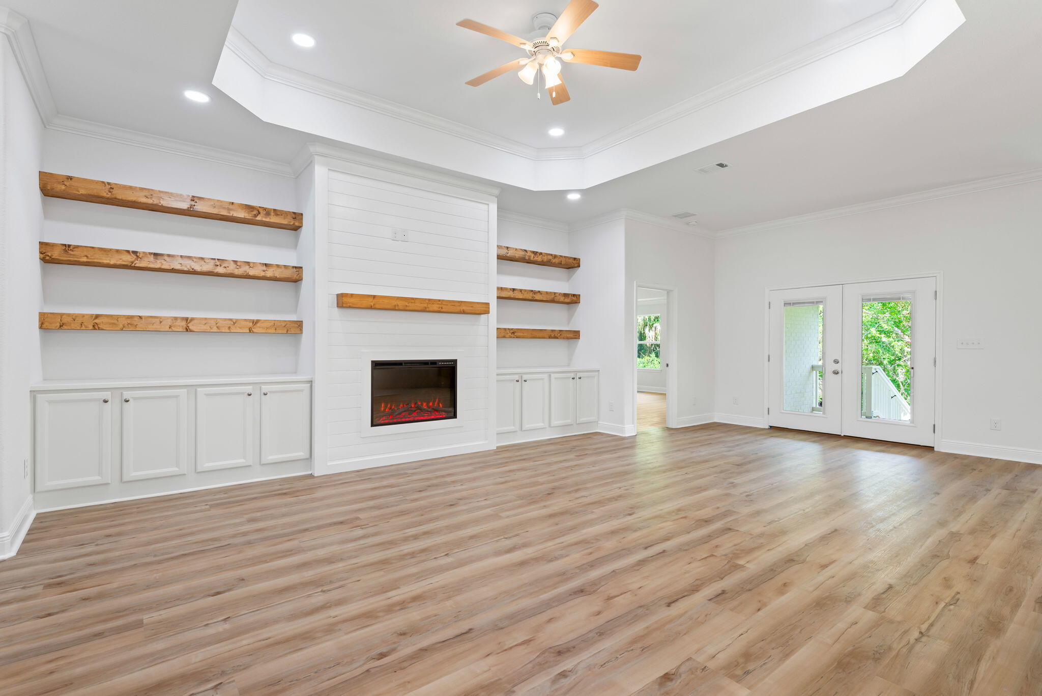 WATERWAYS AT TIGER POINT EAST - Residential