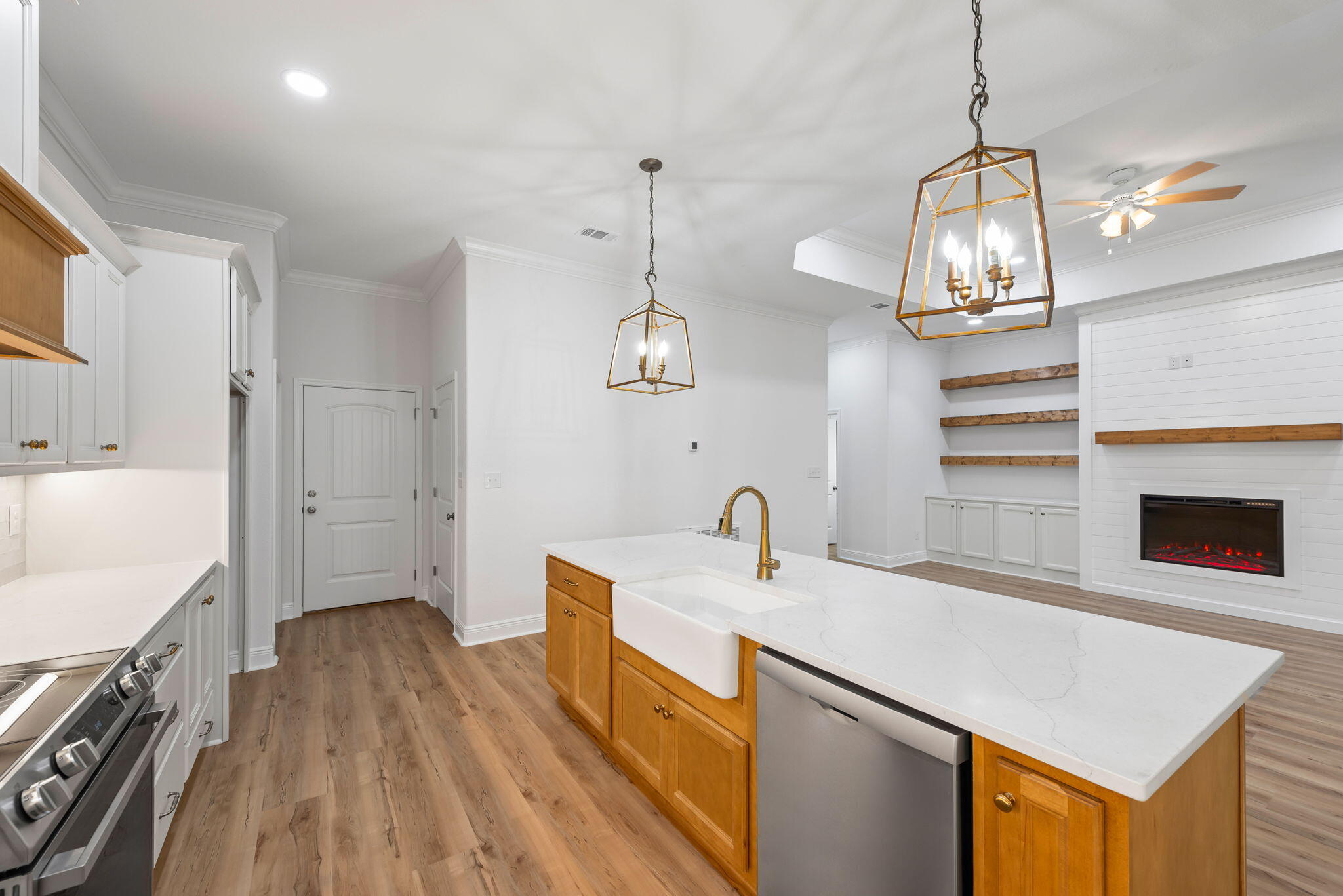 WATERWAYS AT TIGER POINT EAST - Residential