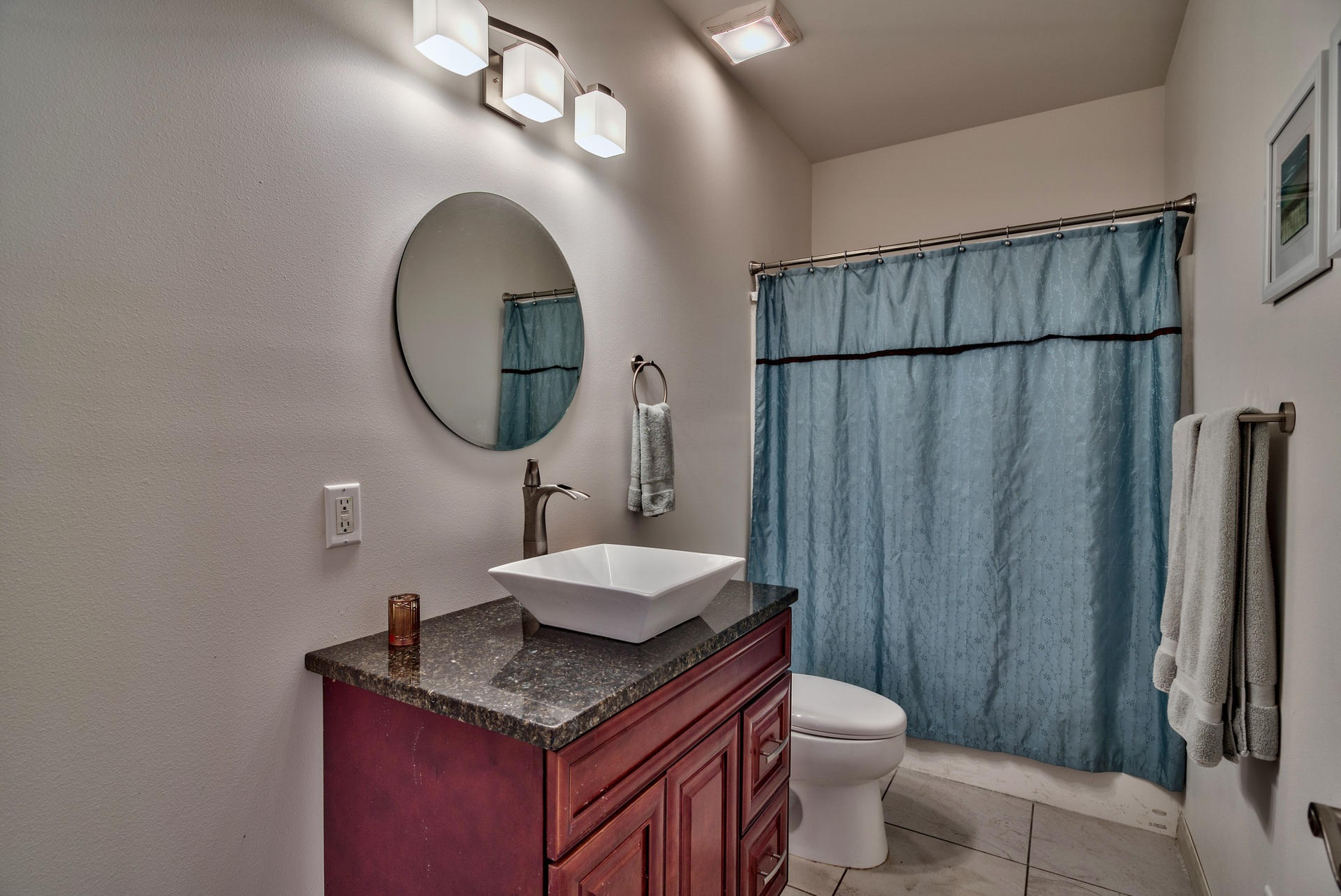 SEABREEZE EAST - Residential