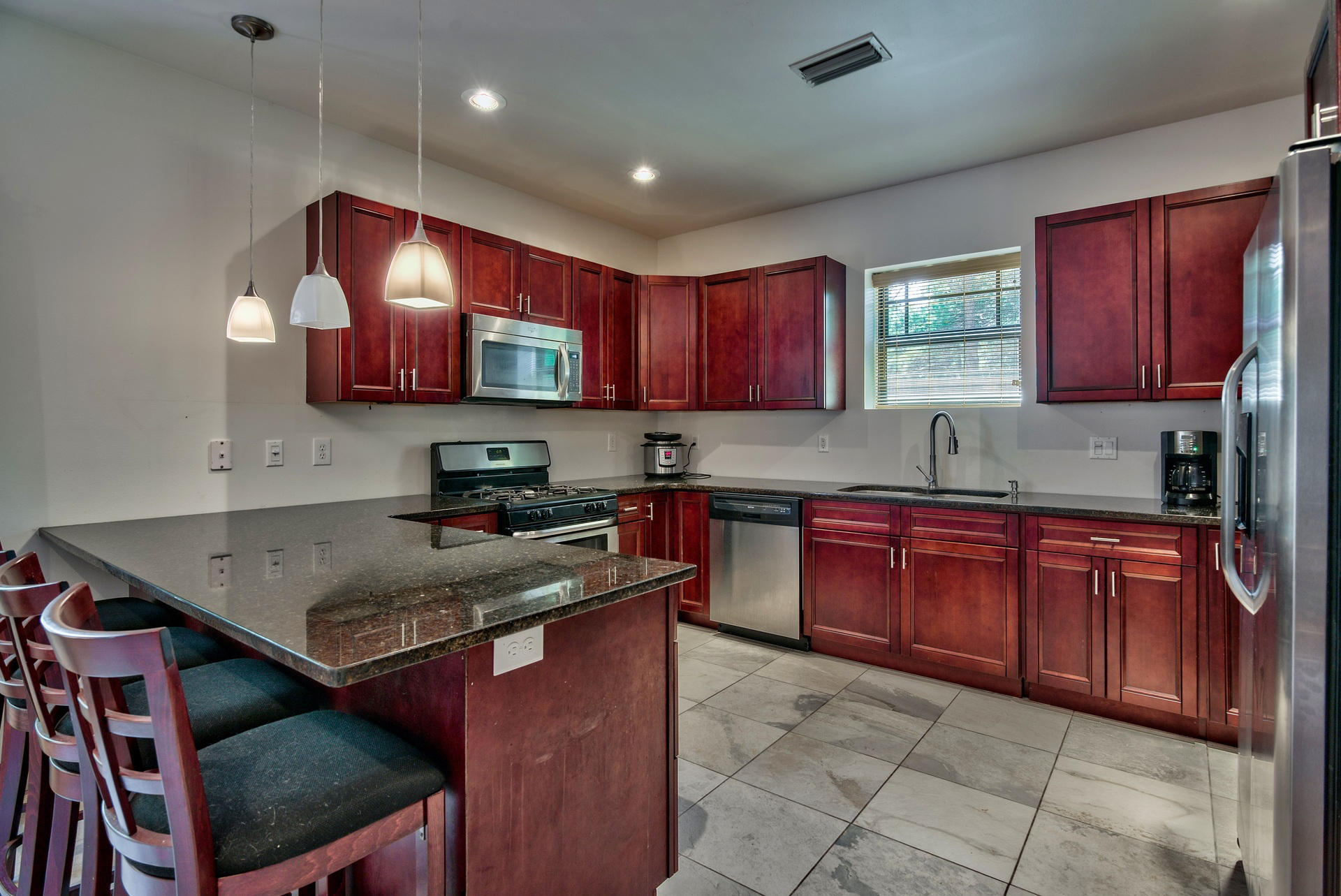 SEABREEZE EAST - Residential