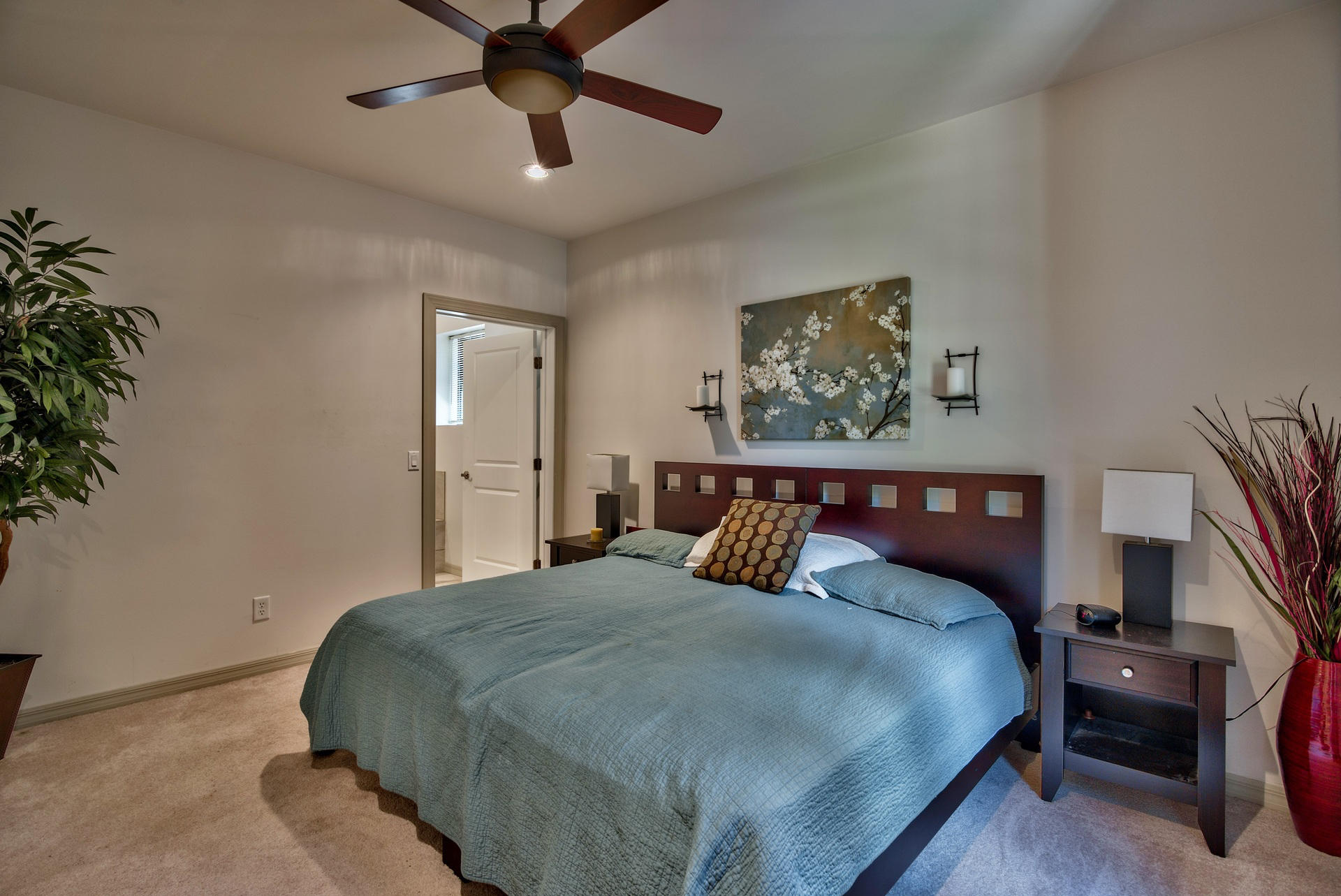 SEABREEZE EAST - Residential