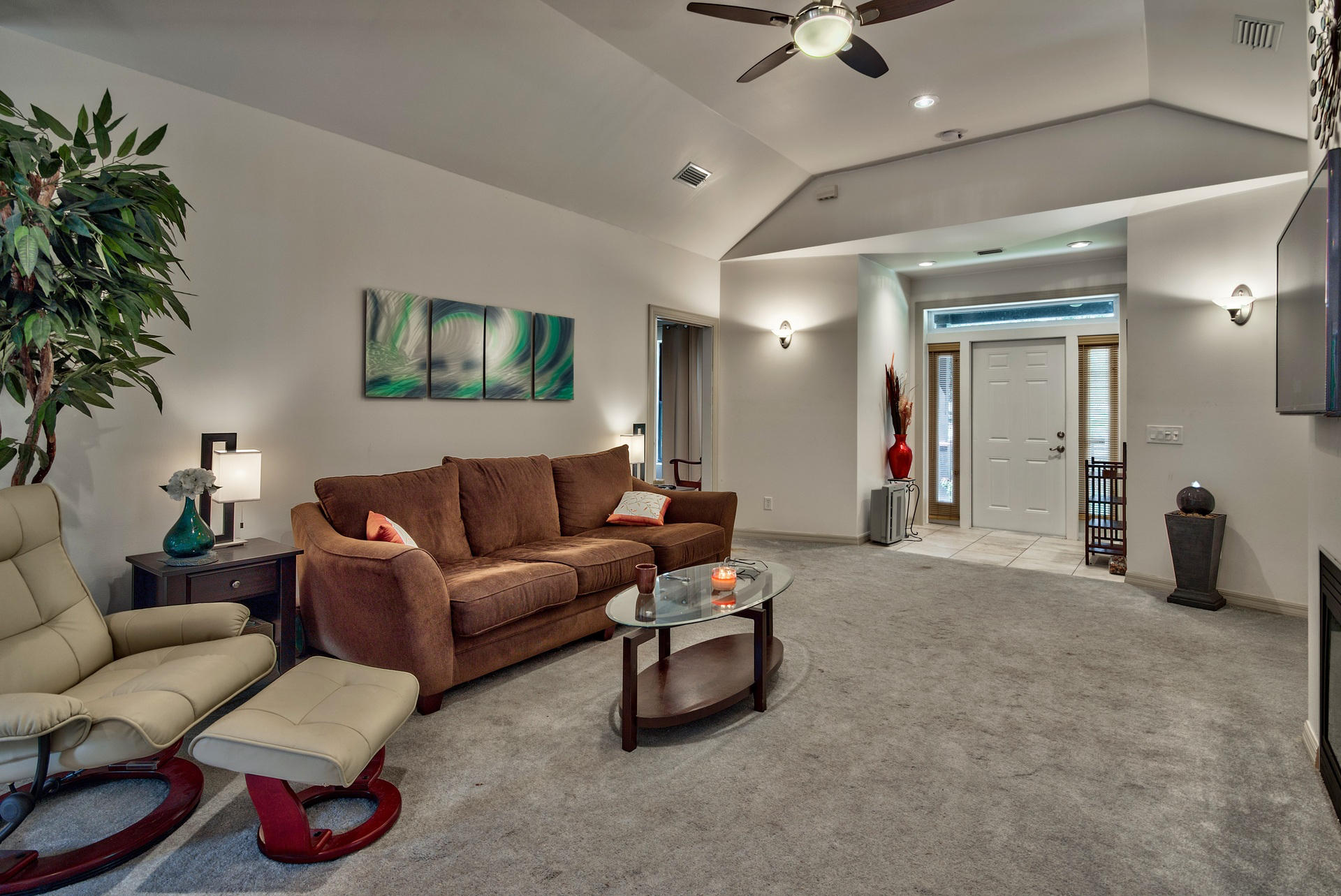 SEABREEZE EAST - Residential