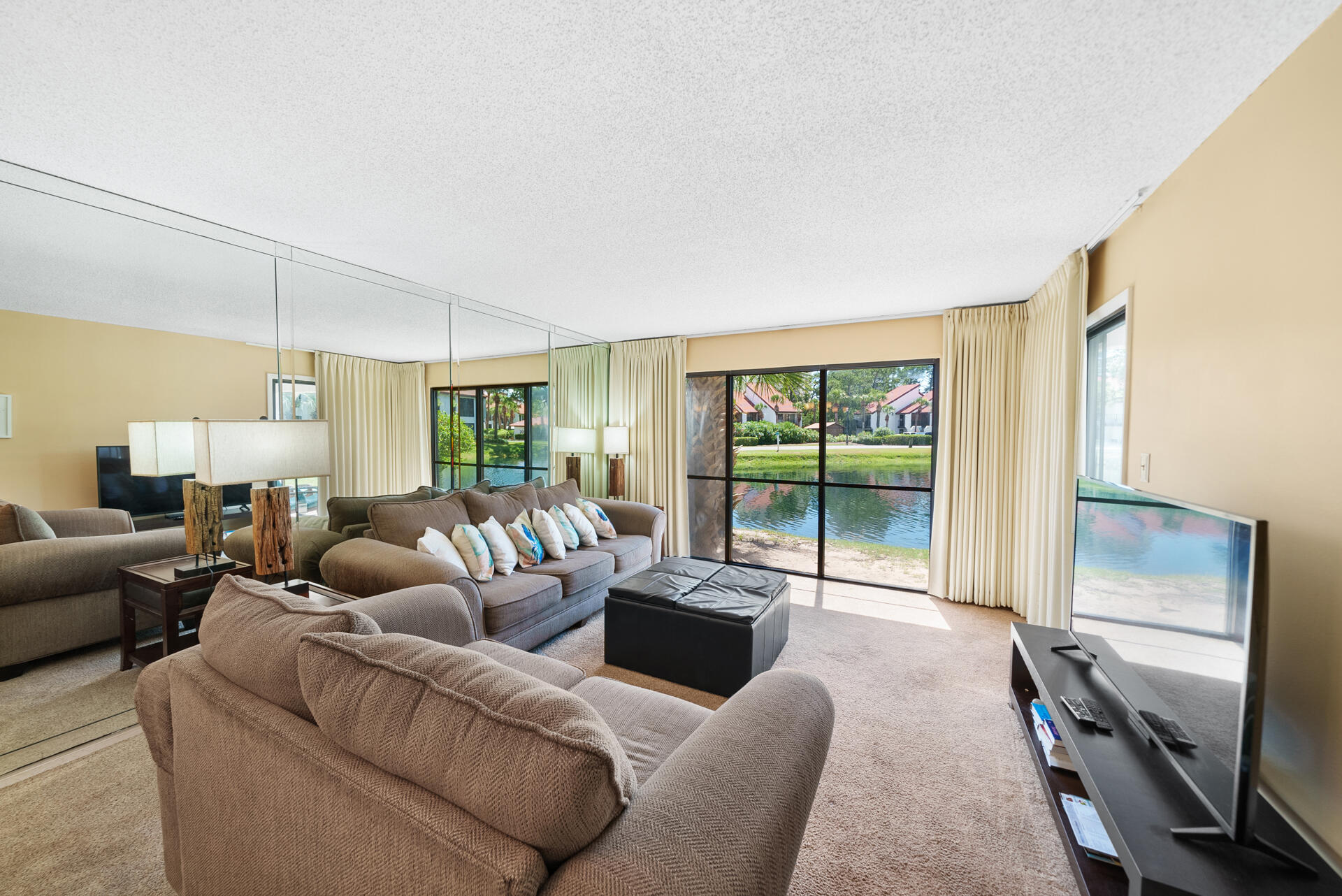 EDGEWATER GOLF VILLAS 3A CONDO - Residential