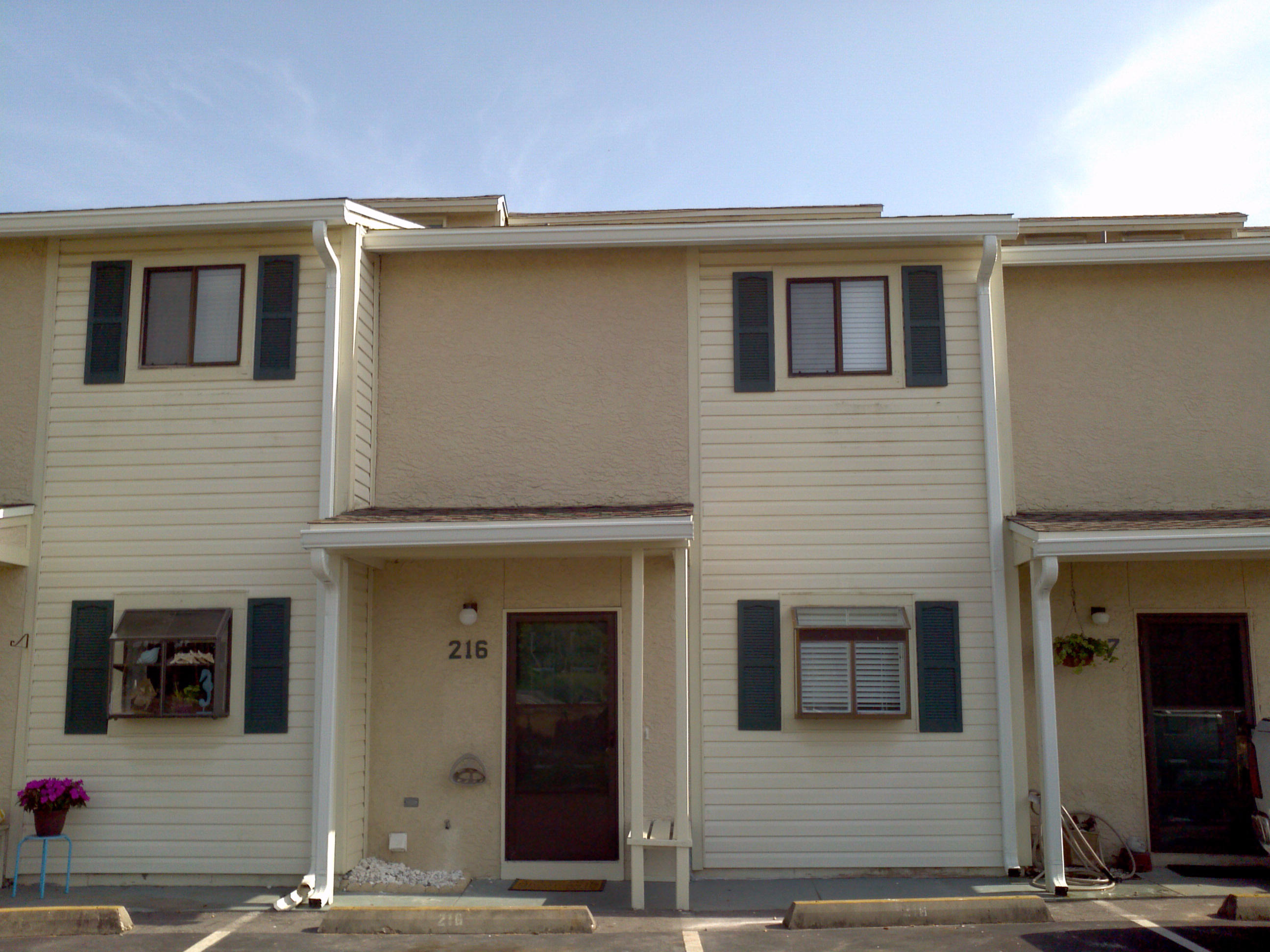 MISTY COVE T/H PH 2 - Residential