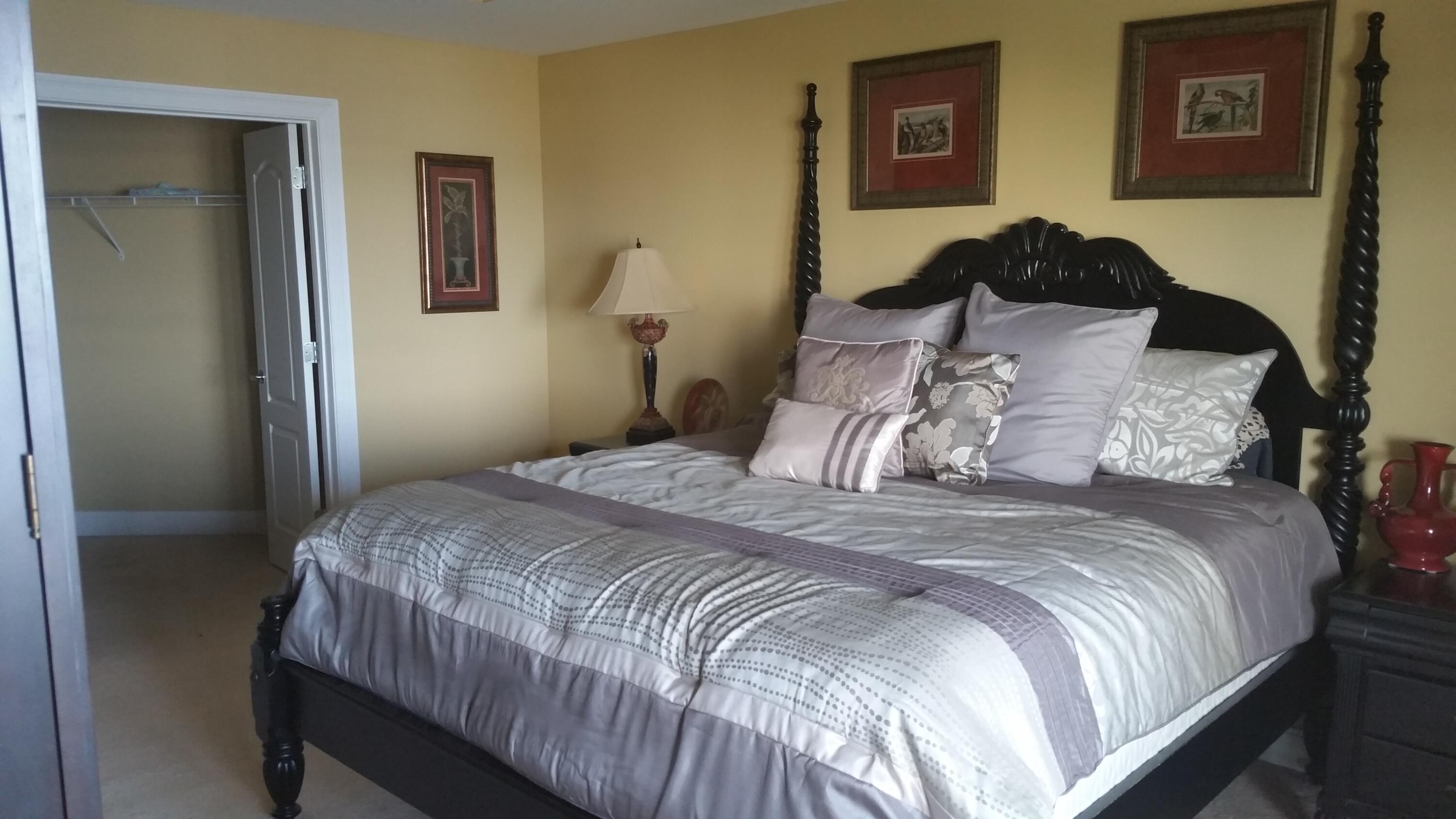 PRESIDIO YACHT CLUB - Residential