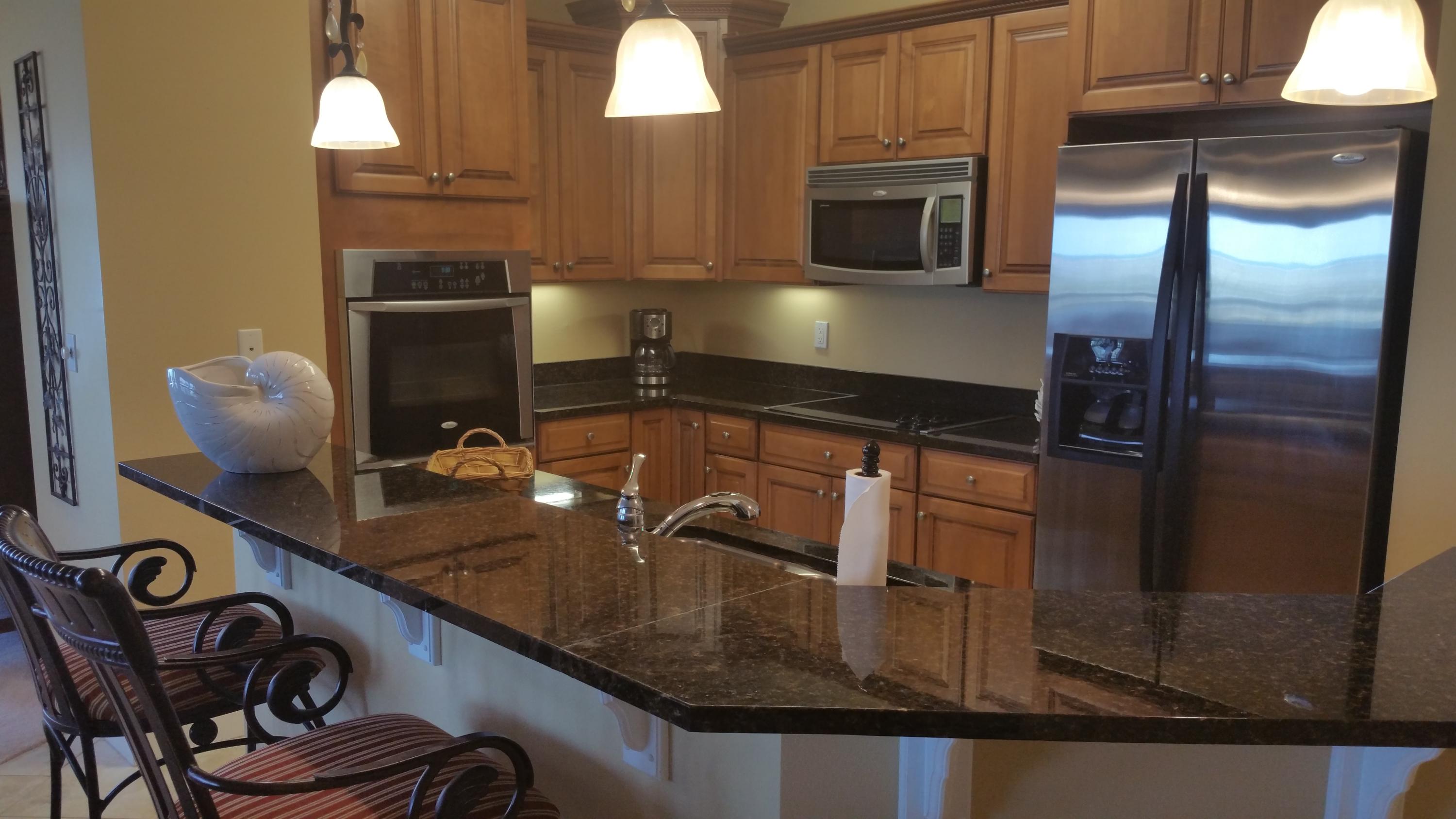 PRESIDIO YACHT CLUB - Residential