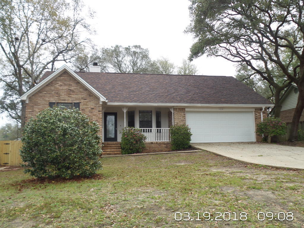 Available 11/7/2024....South Crestview desirable location features 3/2 with bonus room and corner lot. Recently renovated and nicely done. Over 1679 sqft. of living space. Split floor plan, galley kitchen and formal dining area. Spacious living room and bonus room. Large bedrooms and newer paint and flooring. Granite, laminate flooring, newer appliance package and pantry. 2 car garage with over-sized driveway, corner lot, yard building, open outdoor deck for entertaining, privacy fenced back yard and more. No inside smoking or vaping. Pets will be allowed with owner approval and $400 non-refundable pet fee.