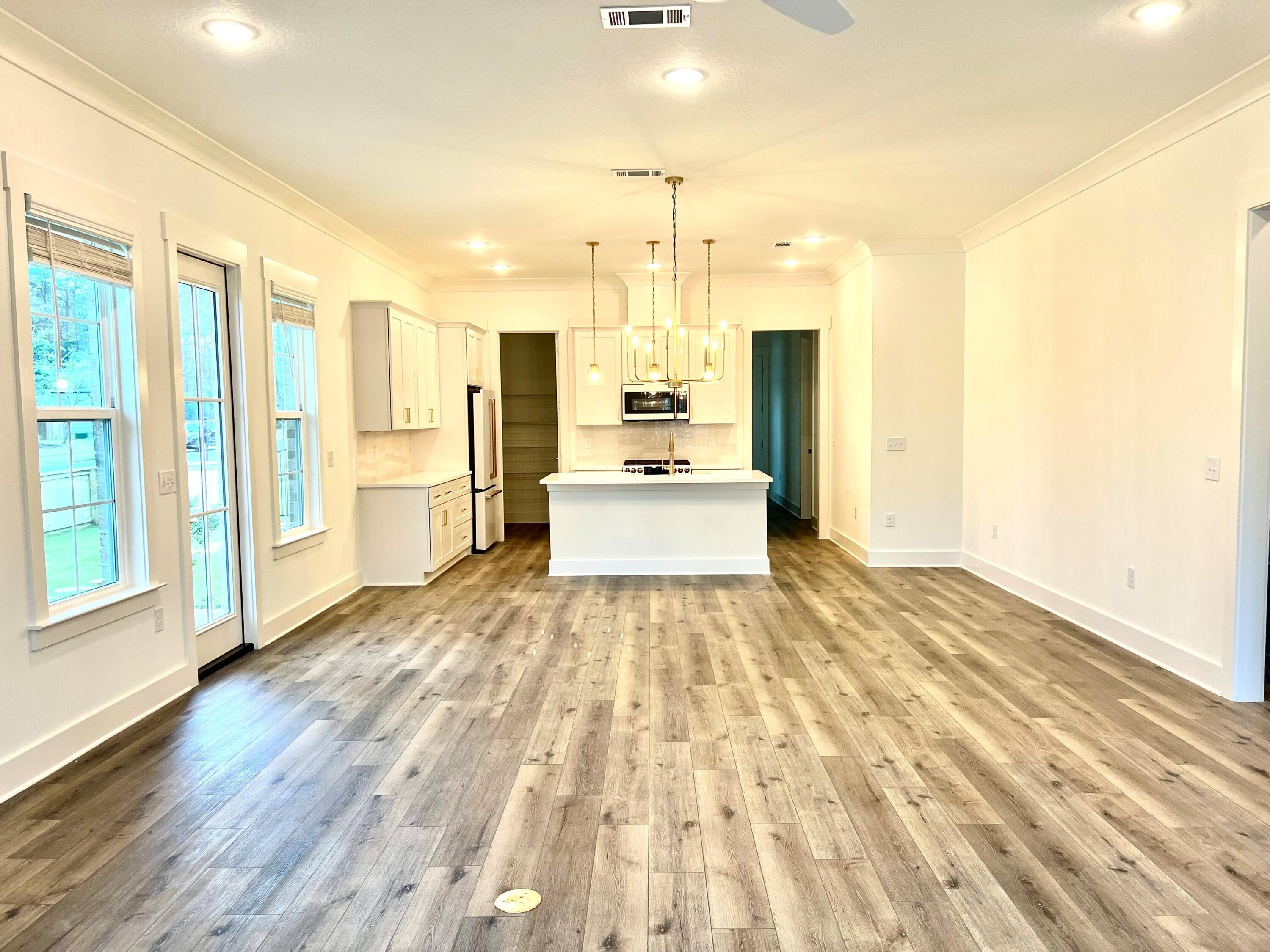 DEER MOSS CREEK PH 2A LOT 71 - Residential