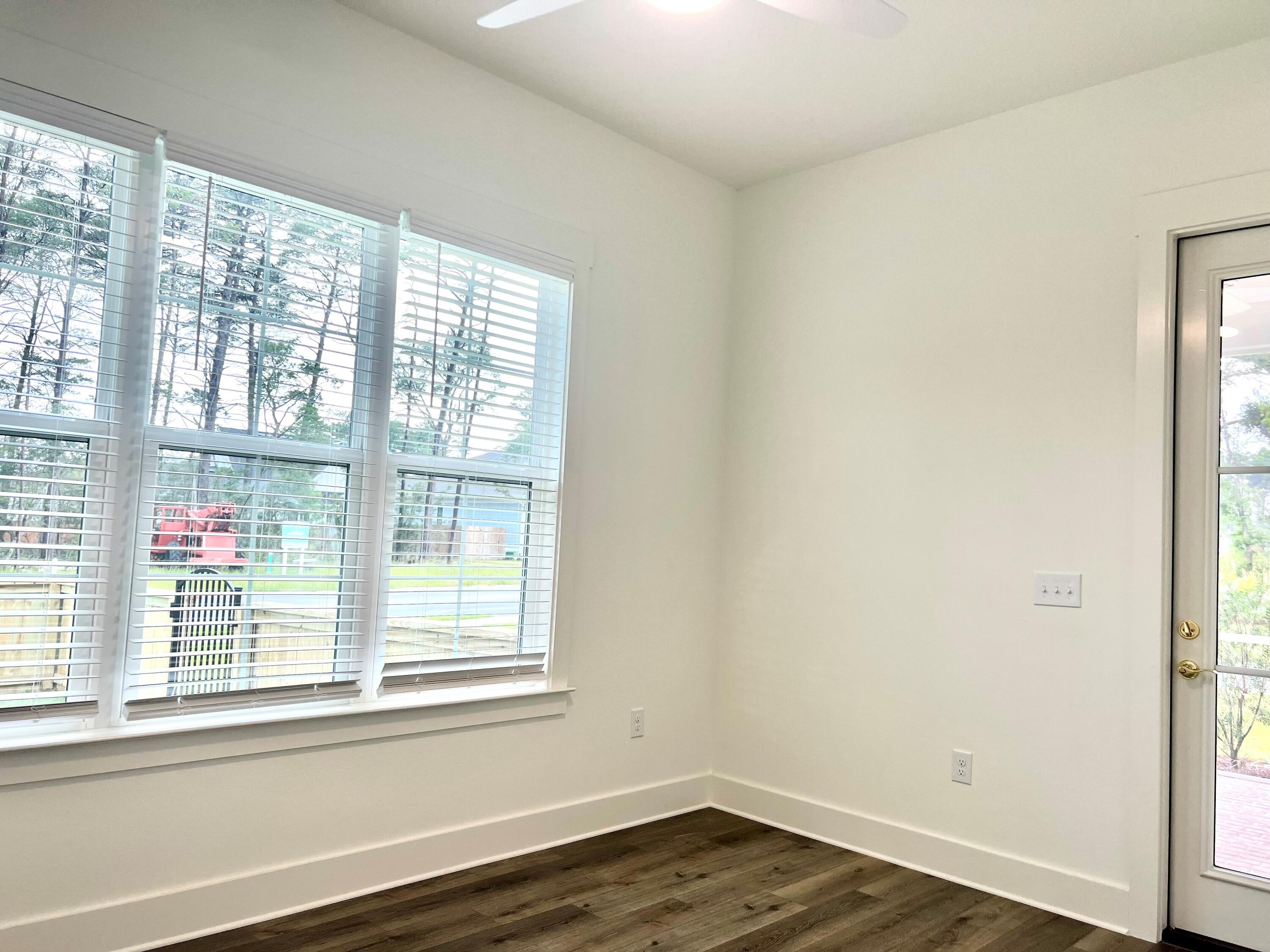 DEER MOSS CREEK PH 2A LOT 71 - Residential