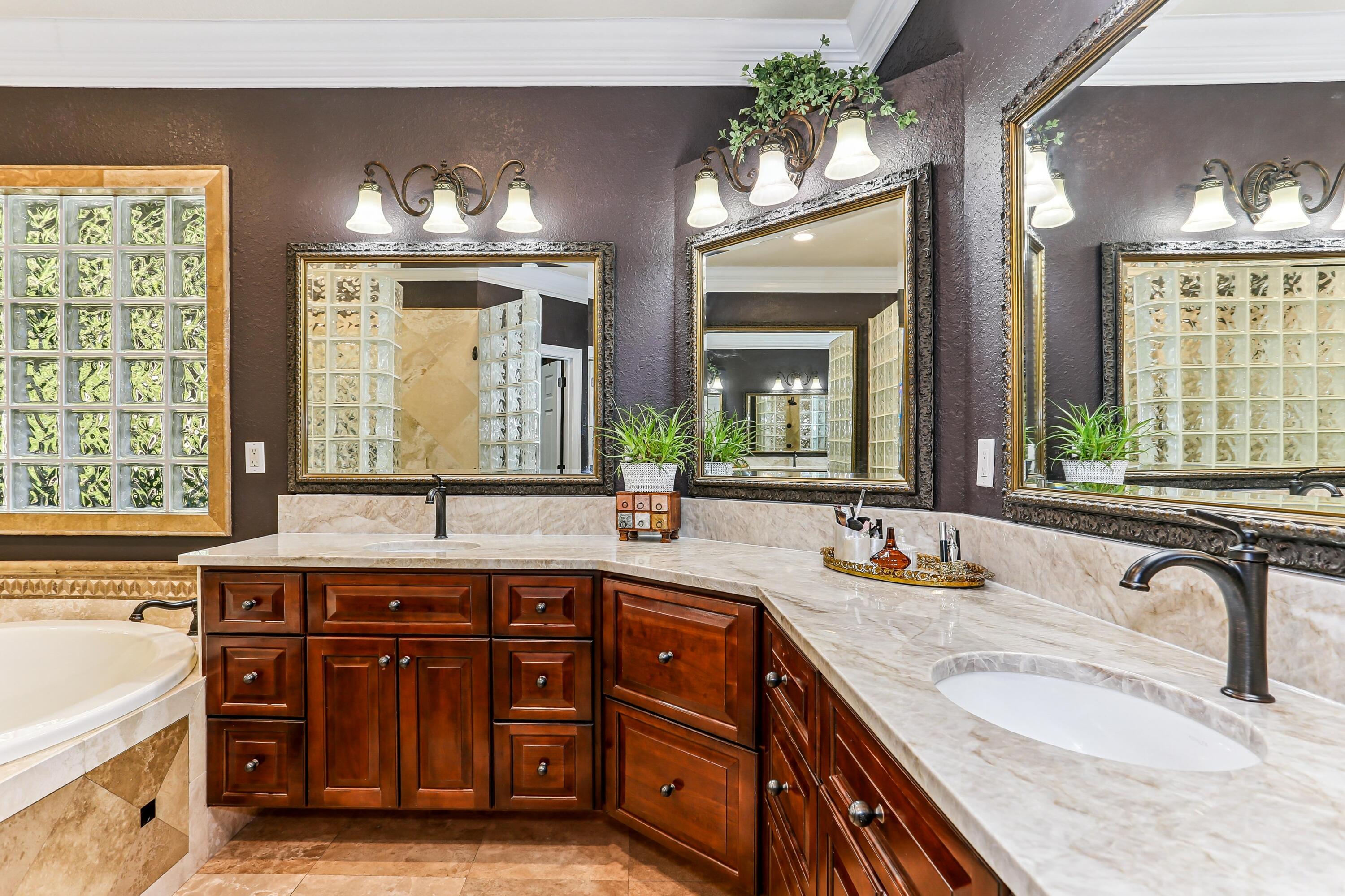 ROCKY BAYOU COUNTRY CLUB ESTATES 11 - Residential