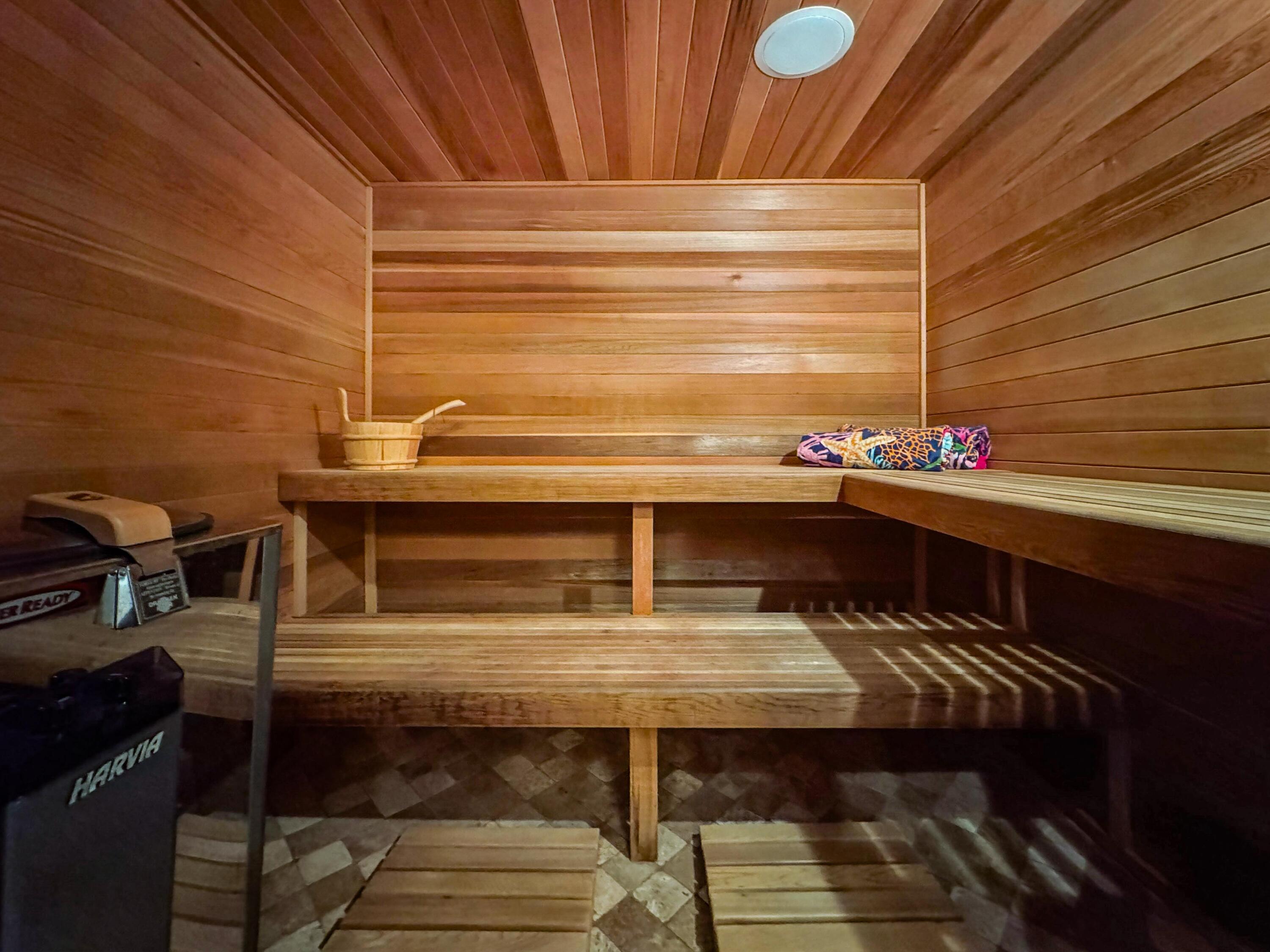 ROCKY BAYOU COUNTRY CLUB ESTATES 11 - Residential